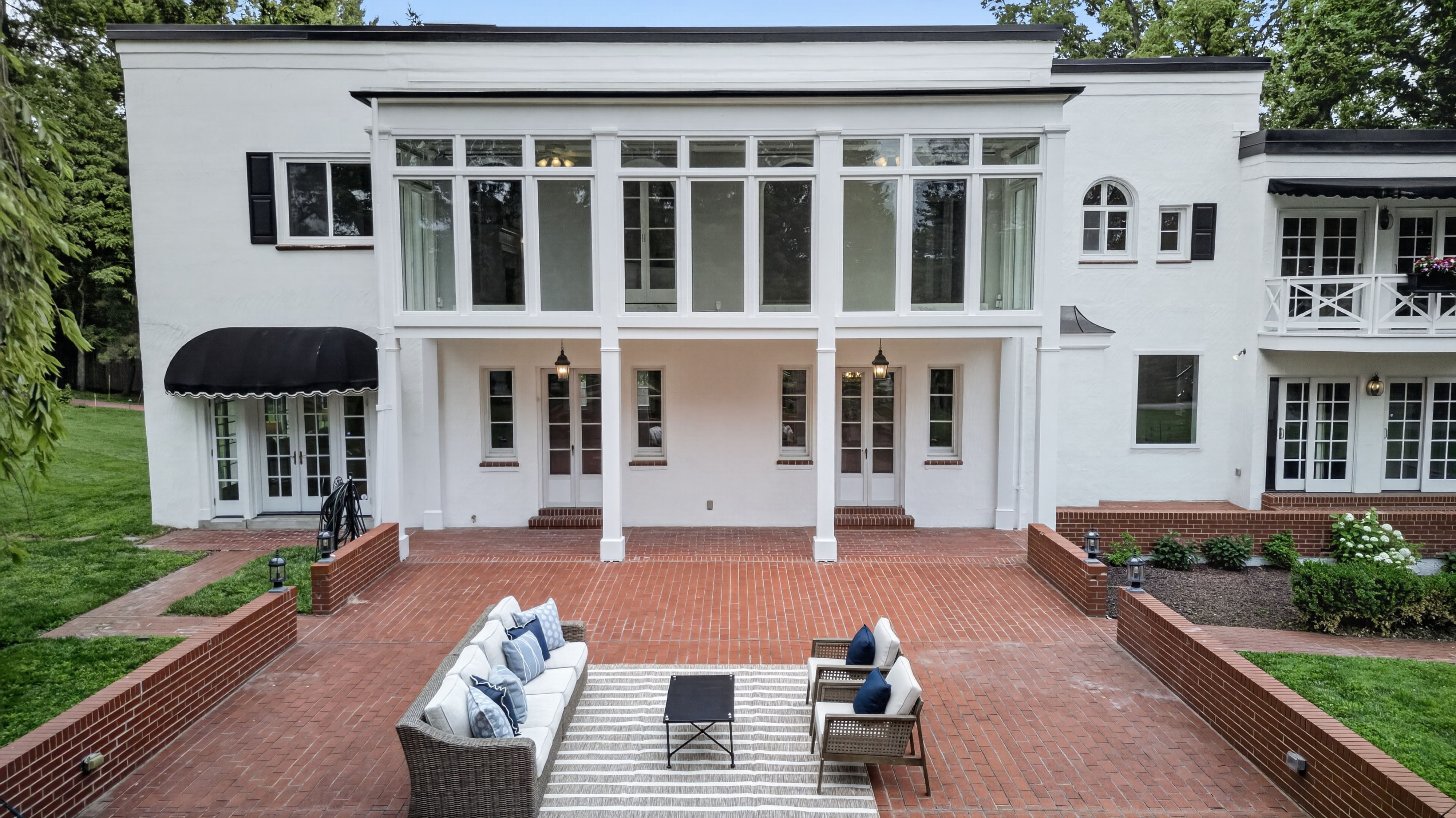  Timeless Mediterranean Revival Blends European Elegance & Hollywood Glamour - 物件實景