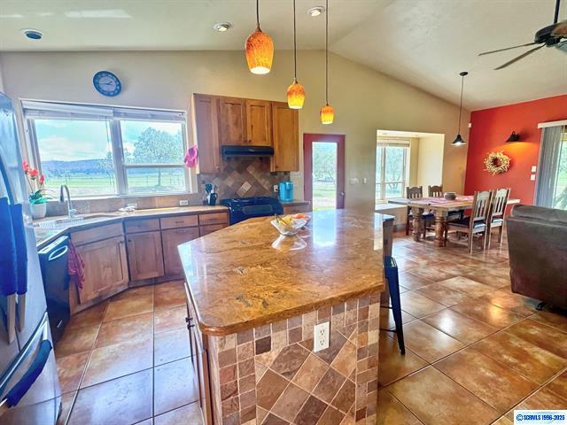 Mimbres, New Mexico, 88049, United States, 2 Bedrooms Bedrooms, ,Residential,For Sale,1931882