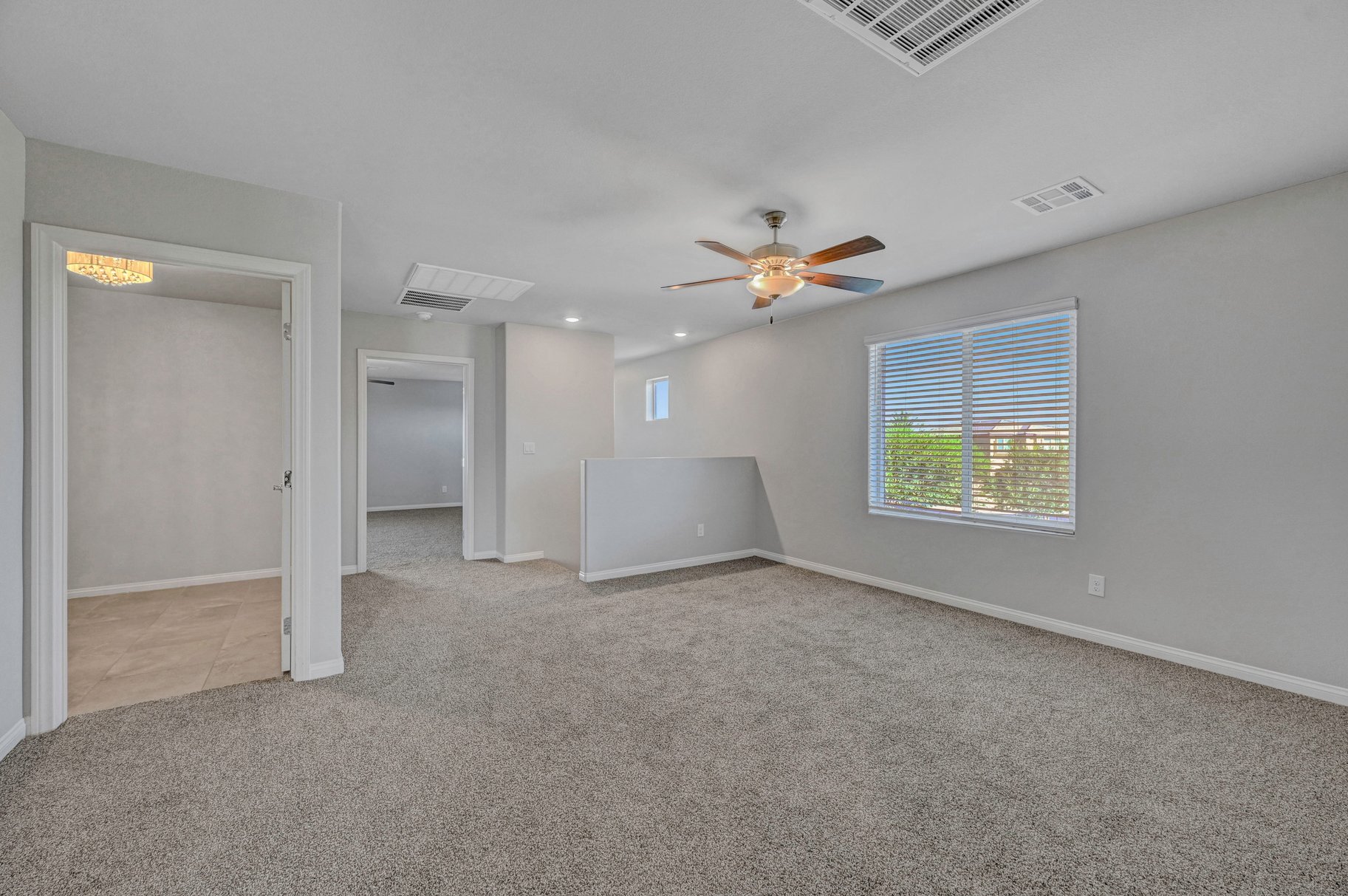  Spacious Valley Vista 5BR with Loft, 3-Car Garage & Premium Lot Size - 物件實景