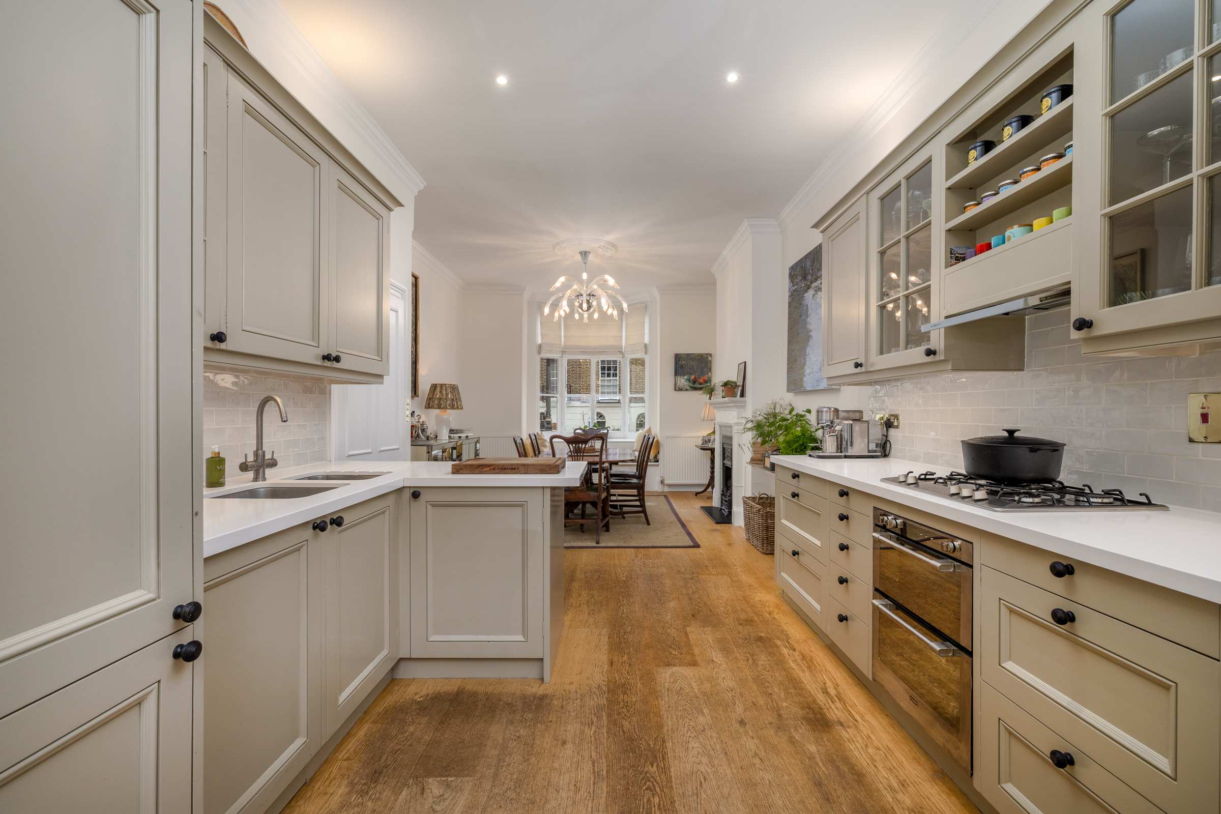  A Wide, Low-Built Townhouse Moments from Sloane Square - 物件實景