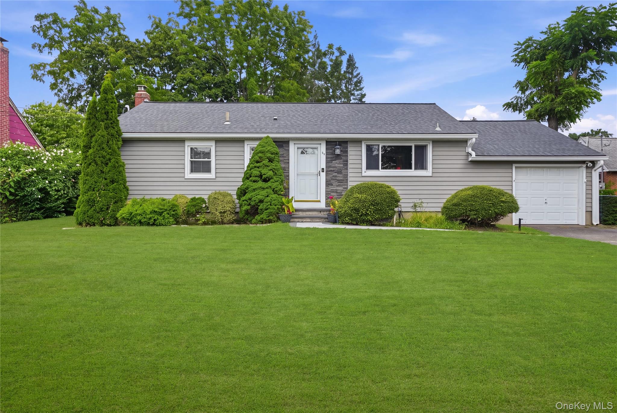 12th St, Huntington Station, NY 11746 #1
