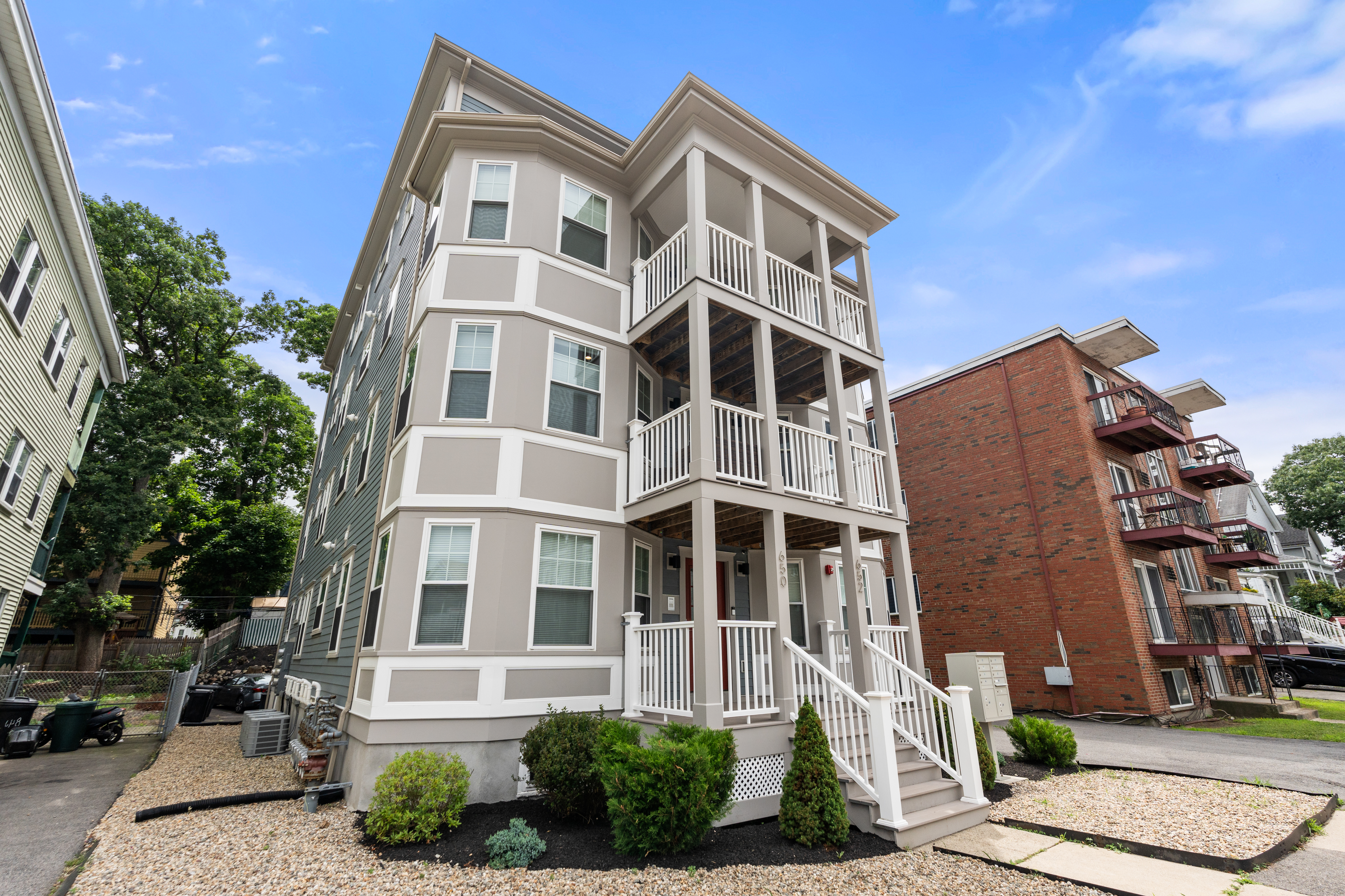  652 Hyde Park Avenue, Boston, MA, 02131 - 物件實景