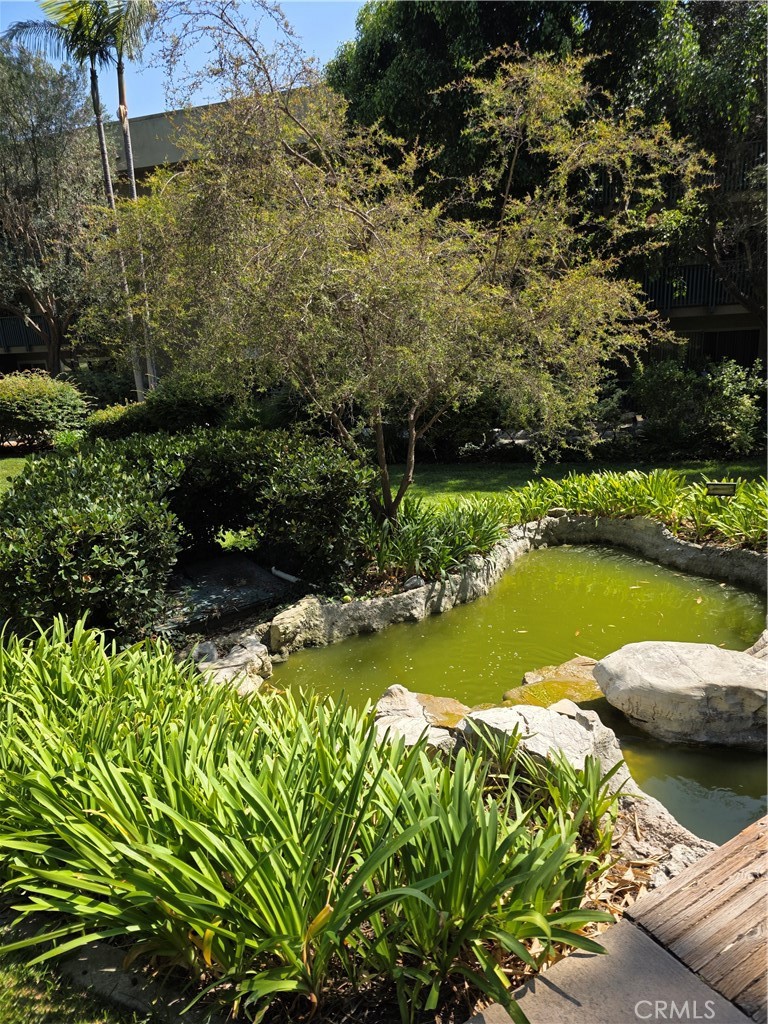 Long Beach, California, 90814, United States, 2 Bedrooms Bedrooms, ,2 BathroomsBathrooms,Residential,For Sale,1949183