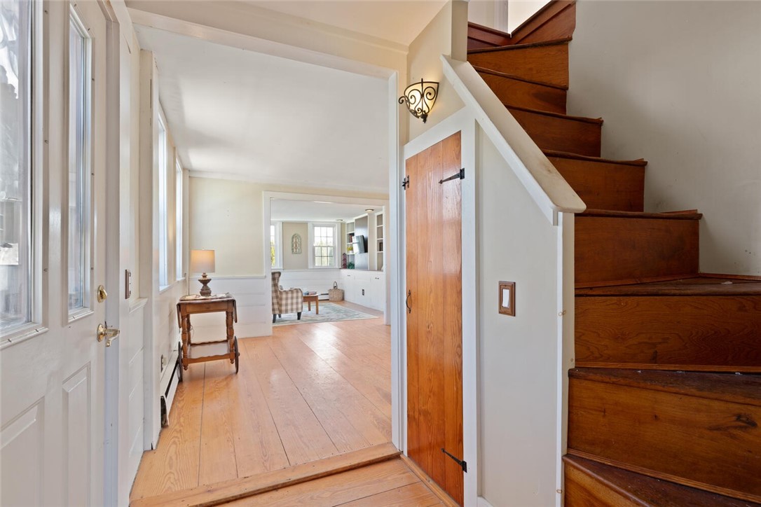 Scituate, Rhode Island, 02857, United States, 3 Bedrooms Bedrooms, ,2 BathroomsBathrooms,Residential,For Sale,1920020