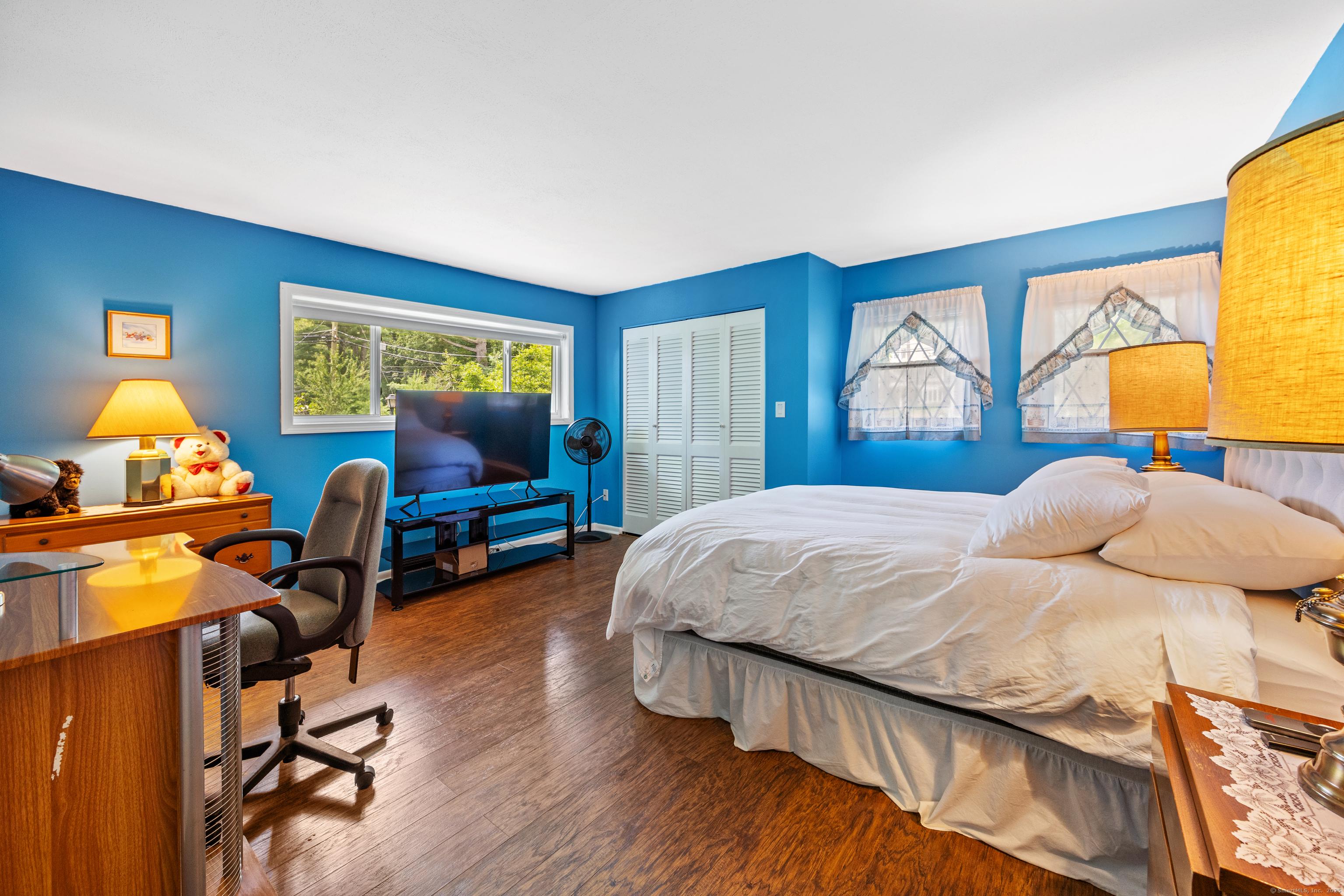 Avon, Connecticut, 06001, United States, 5 Bedrooms Bedrooms, ,3 BathroomsBathrooms,Residential,For Sale,1920498