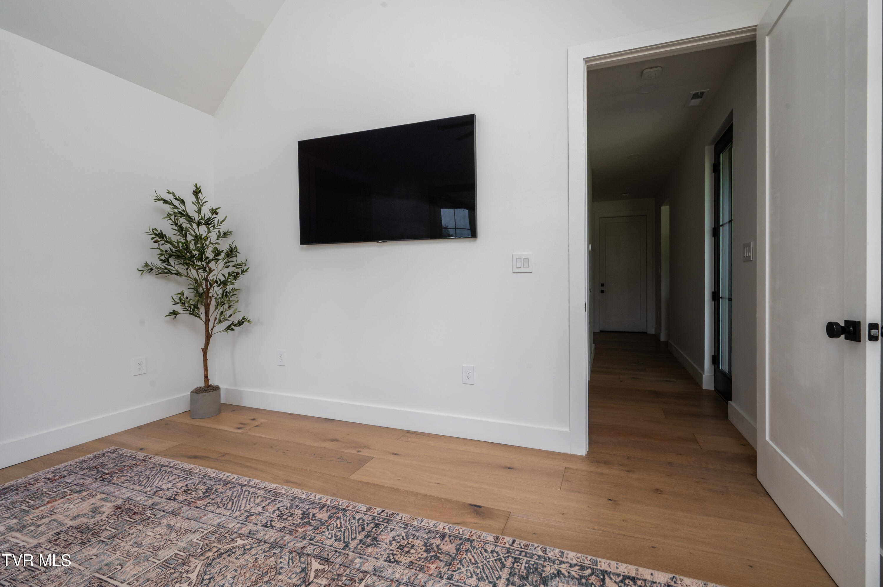 Kingsport, Tennessee, 37664, United States, 4 Bedrooms Bedrooms, ,4 BathroomsBathrooms,Residential,For Sale,1981214