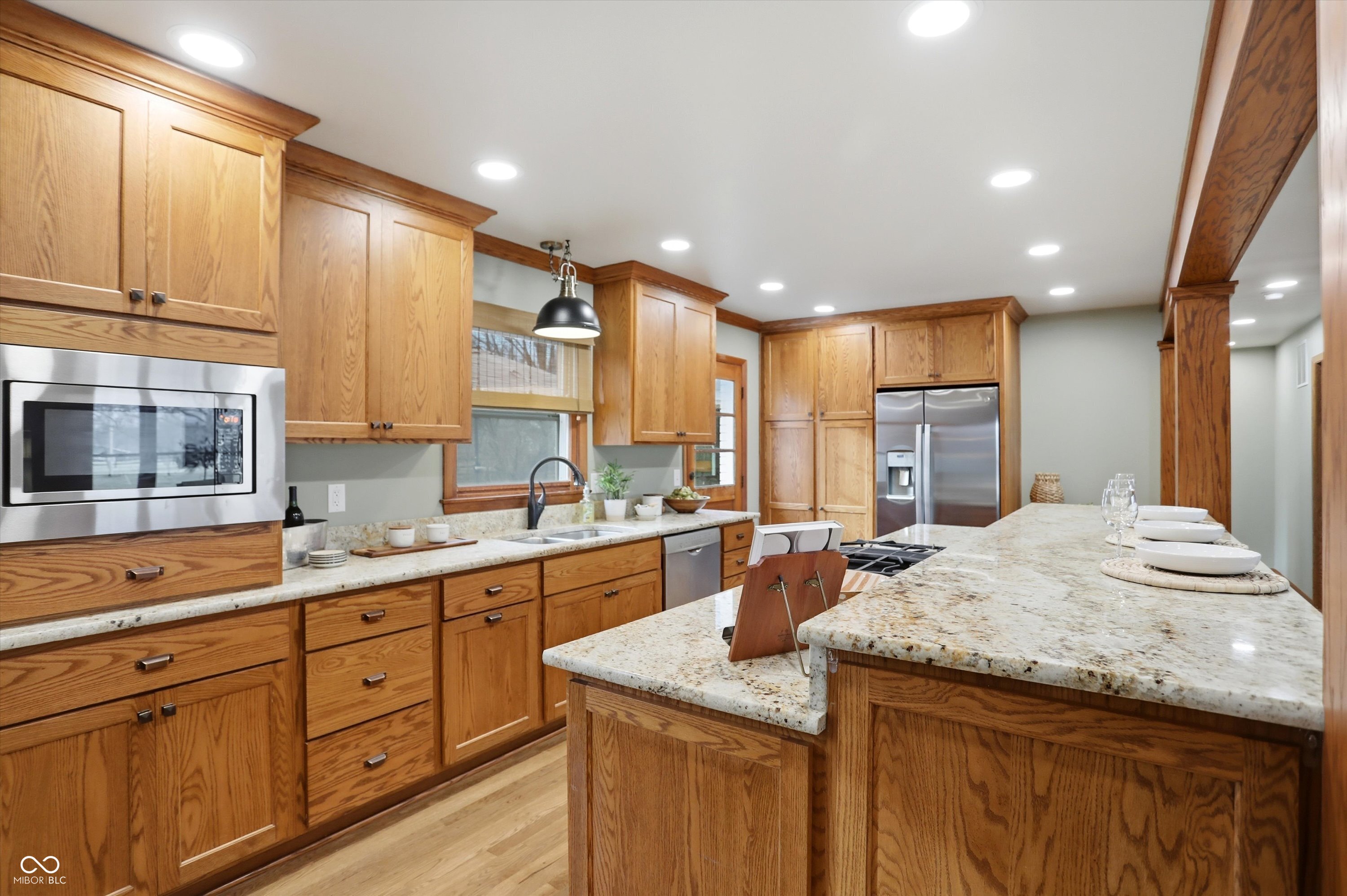 Zionsville, Indiana, 46077, United States, 3 Bedrooms Bedrooms, ,2 BathroomsBathrooms,Residential,For Sale,2008778