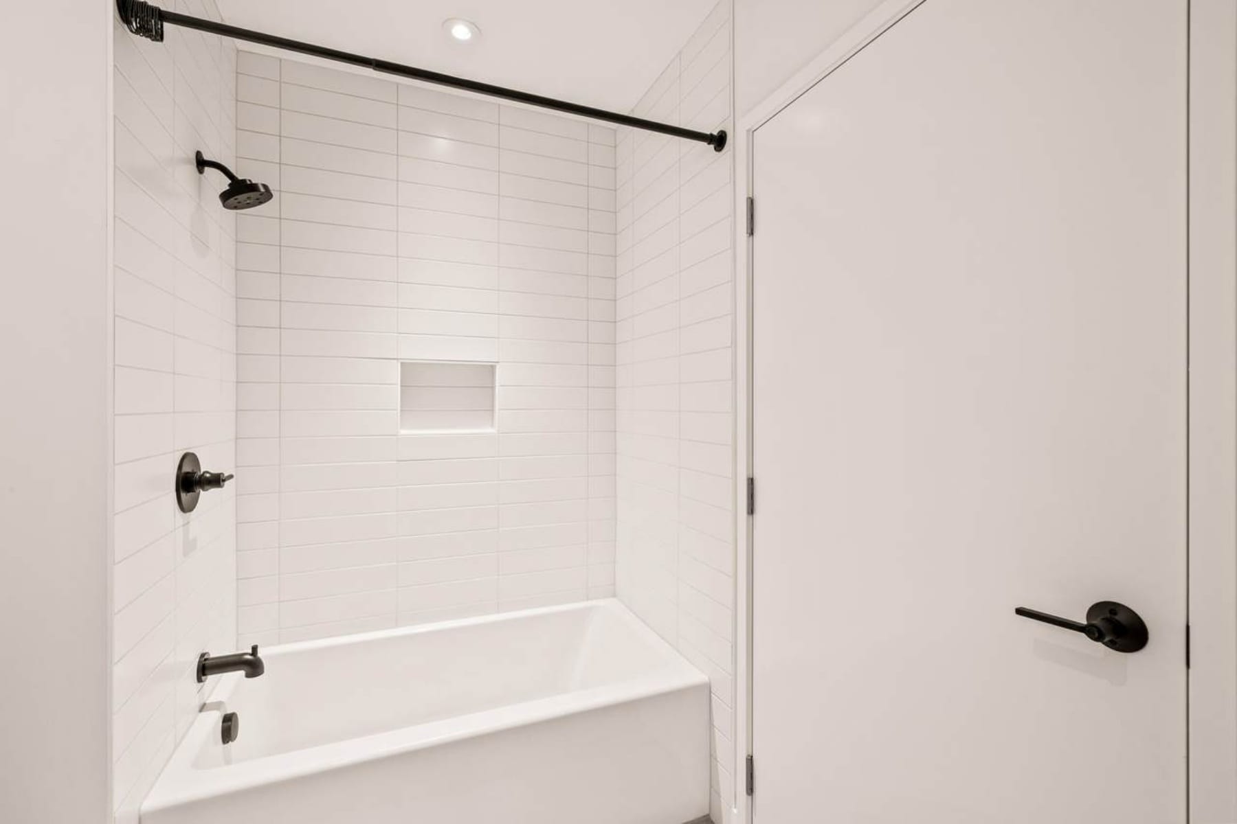  2745 NW Ordway Avenue #209 Bend, OR 97703 - 物件實景