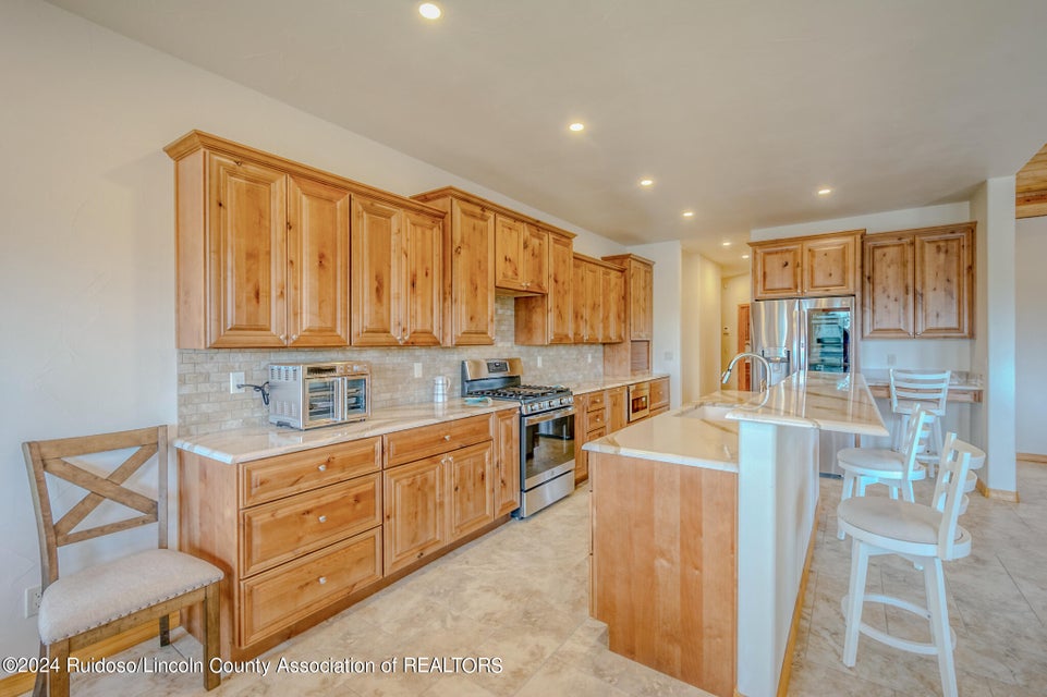 Ruidoso, New Mexico, 88345, United States, 4 Bedrooms Bedrooms, ,4 BathroomsBathrooms,Residential,For Sale,1921687