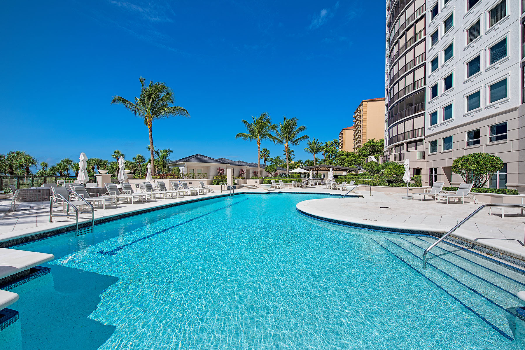  PELICAN BAY - REMINGTON AT BAY COLONY - 物件實景