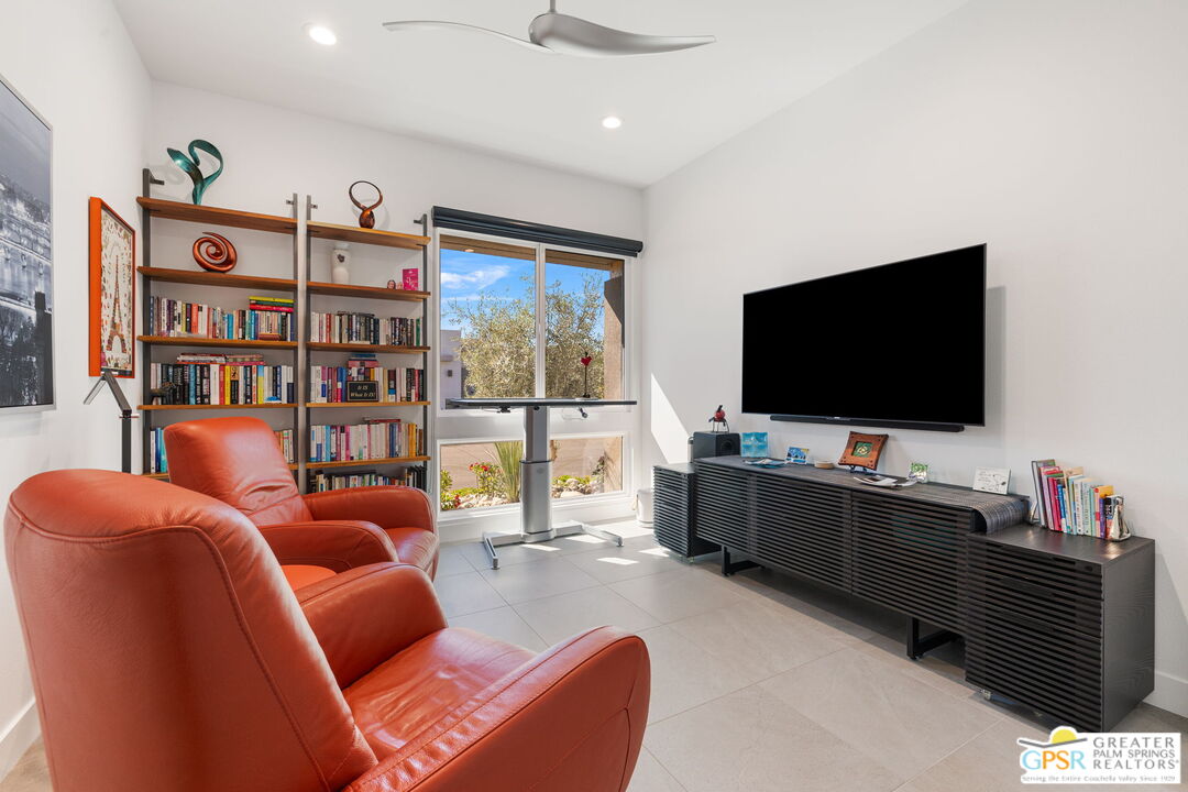 Palm Springs, California, 92262, United States, 3 Bedrooms Bedrooms, ,3 BathroomsBathrooms,Residential,For Sale,1903591