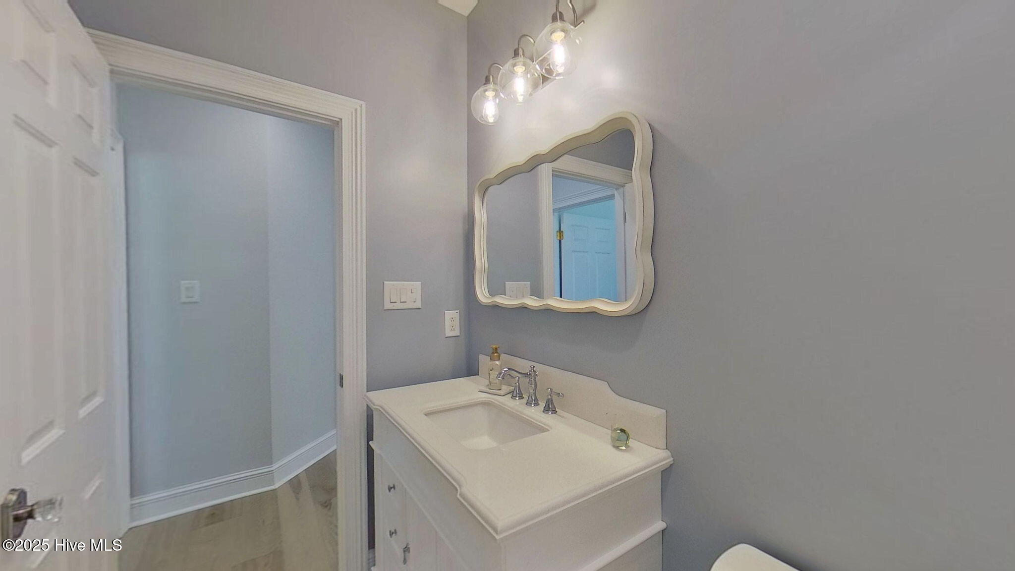 New Bern, North Carolina, 28562, United States, 4 Bedrooms Bedrooms, ,3 BathroomsBathrooms,Residential,For Sale,1858153