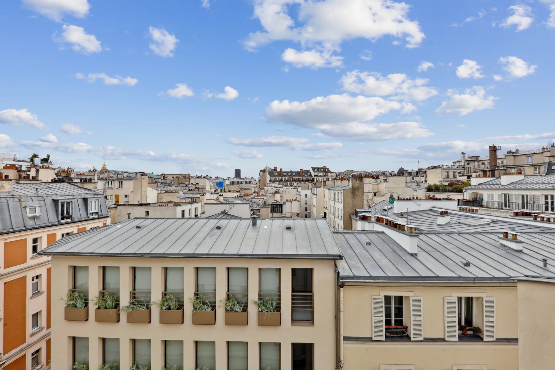 Paris 7th, Île-de-France, 75007, FR, 1 Bedroom Bedrooms, ,1 BathroomBathrooms,Residential,For Sale,1969026