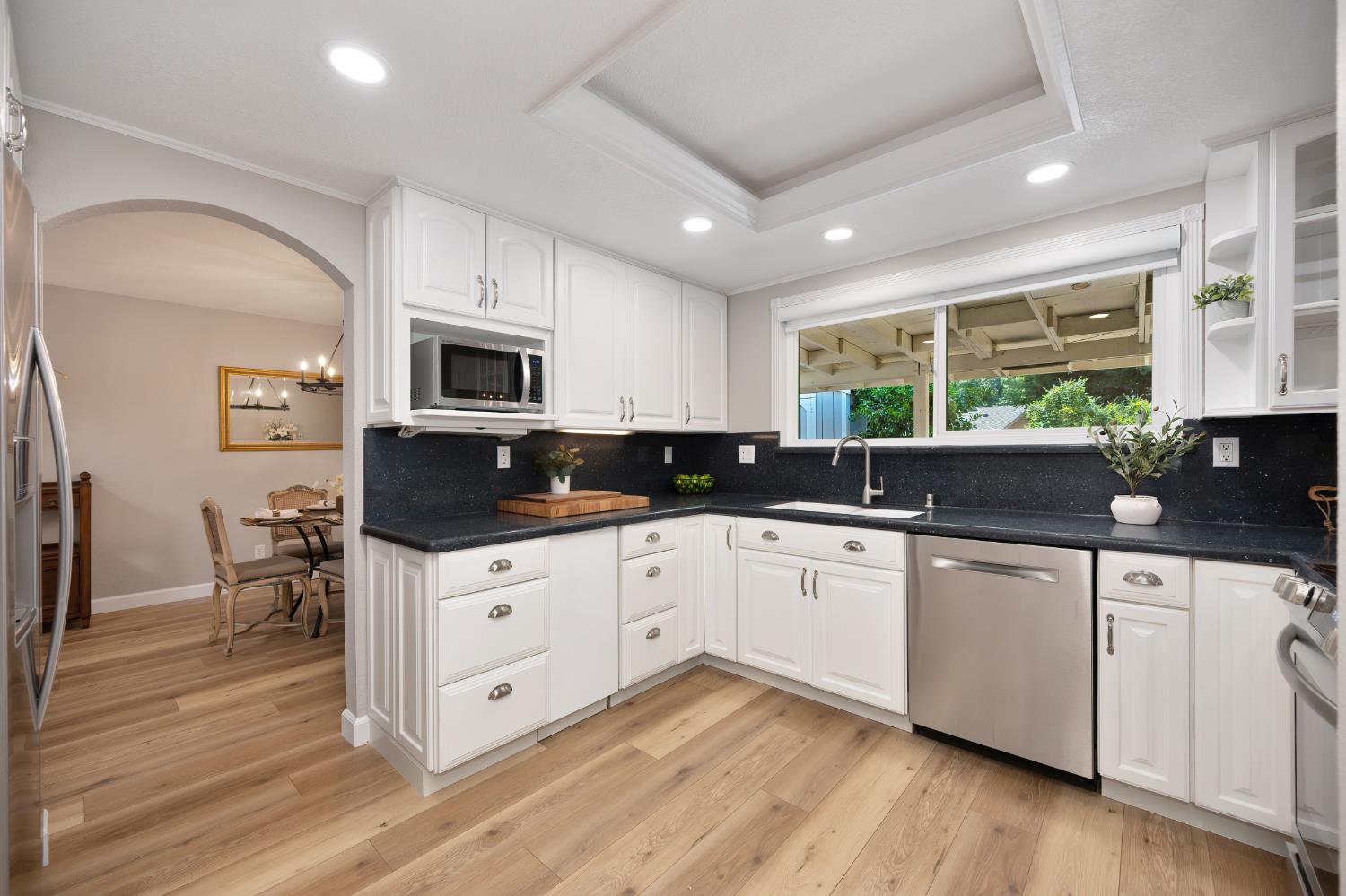 Sacramento, California, 95826, United States, 4 Bedrooms Bedrooms, ,3 BathroomsBathrooms,Residential,For Sale,1939461