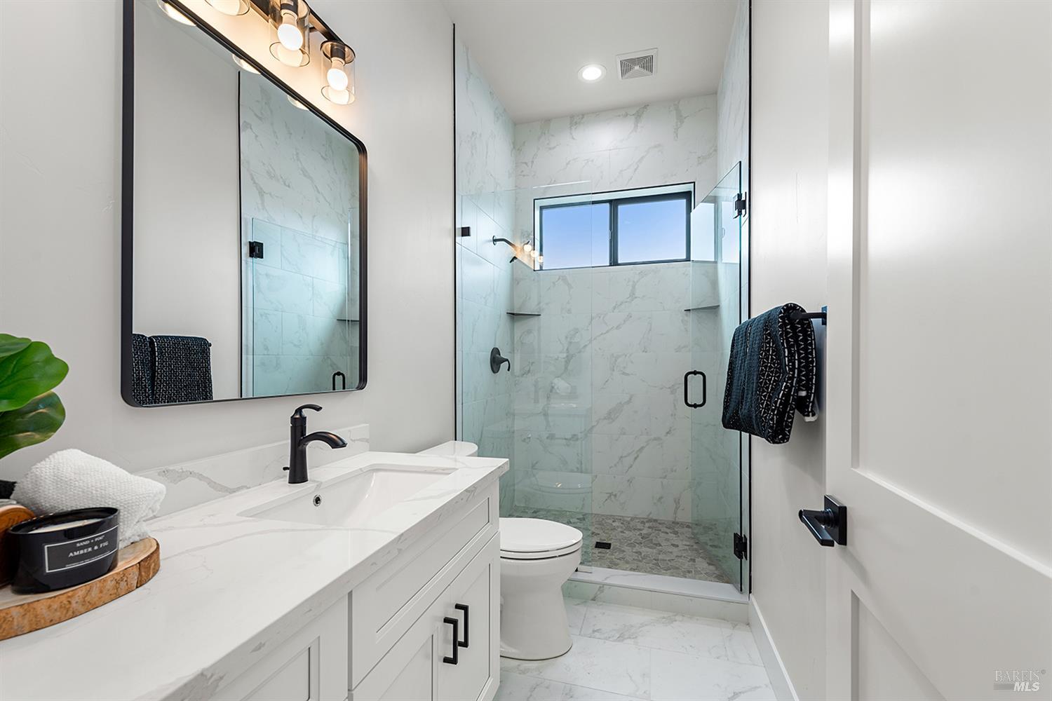 Santa Rosa, California, 95403, United States, 4 Bedrooms Bedrooms, ,4 BathroomsBathrooms,Residential,For Sale,1986529