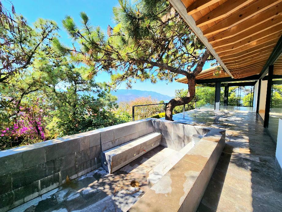 Valle de Bravo, Estado de México, 51200, Mexico, 4 Bedrooms Bedrooms, ,4 BathroomsBathrooms,Residential,For Sale,1722310
