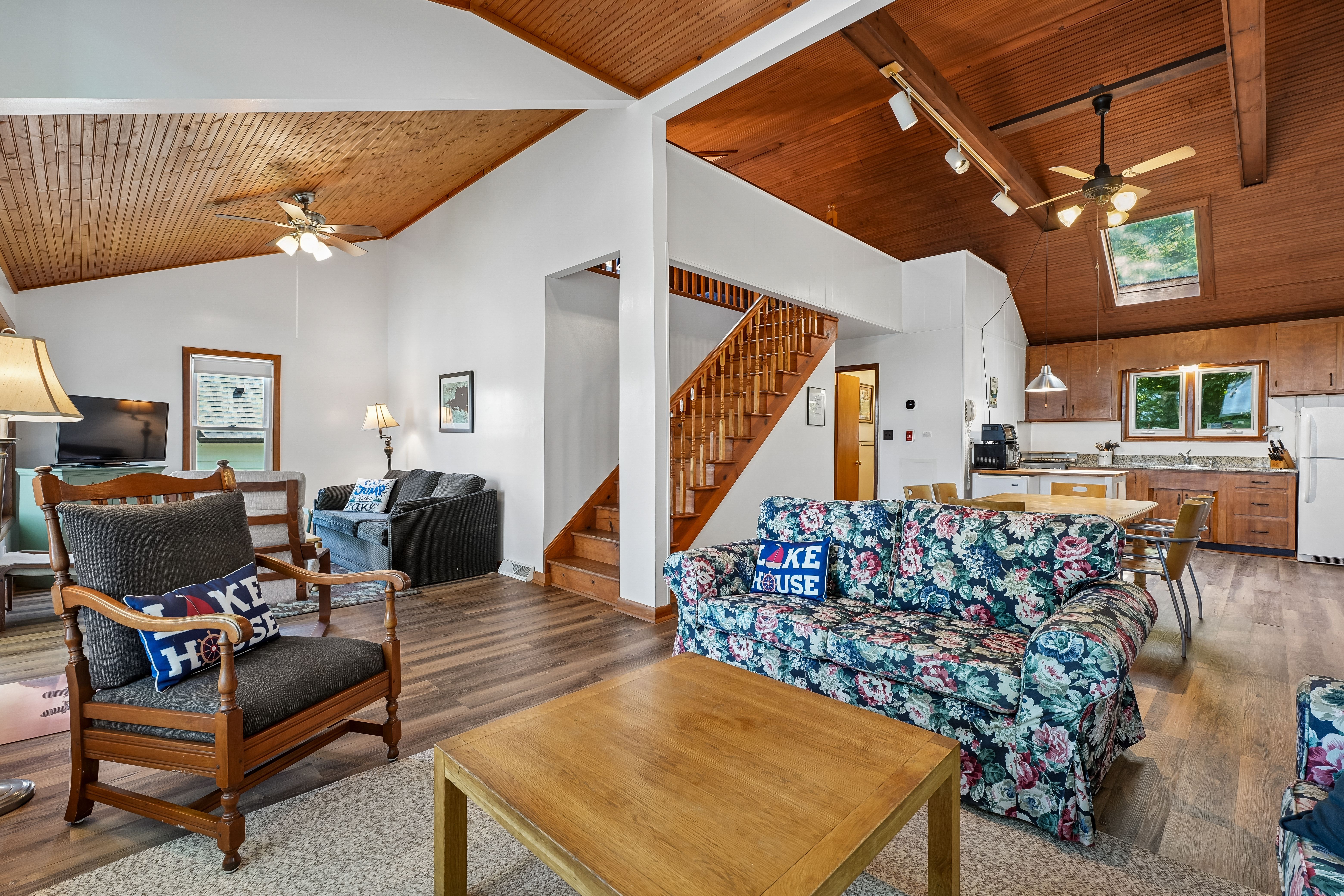 1009 Lakeside Drive East, Vernon Township, NJ 07422 - 物件實景