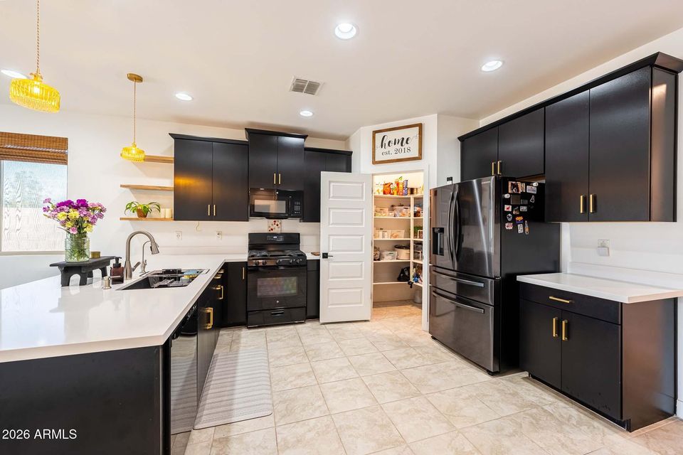 Surprise, Arizona, 85388, United States, 5 Bedrooms Bedrooms, ,Residential,For Sale,2011376