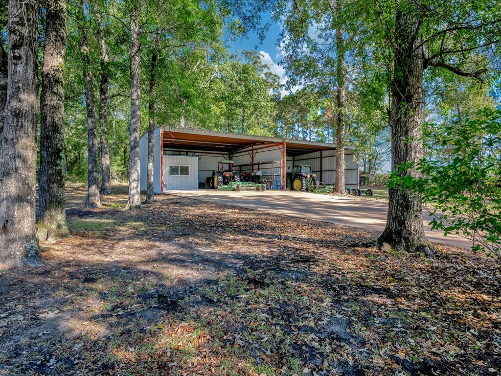 Huntington, Texas, 75949, United States, 4 Bedrooms Bedrooms, ,2 BathroomsBathrooms,Residential,For Sale,1975169