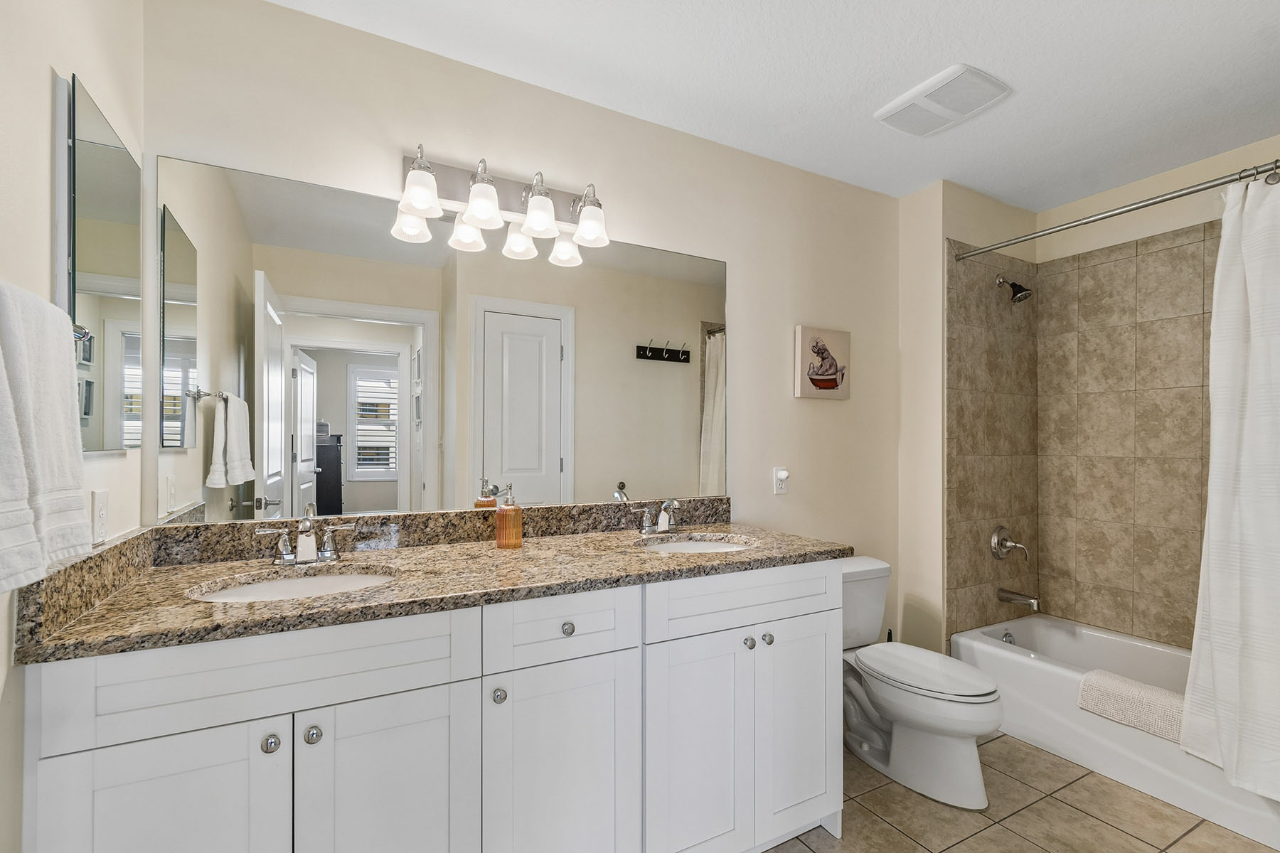  STATION SQUARE CONDO - 物件實景