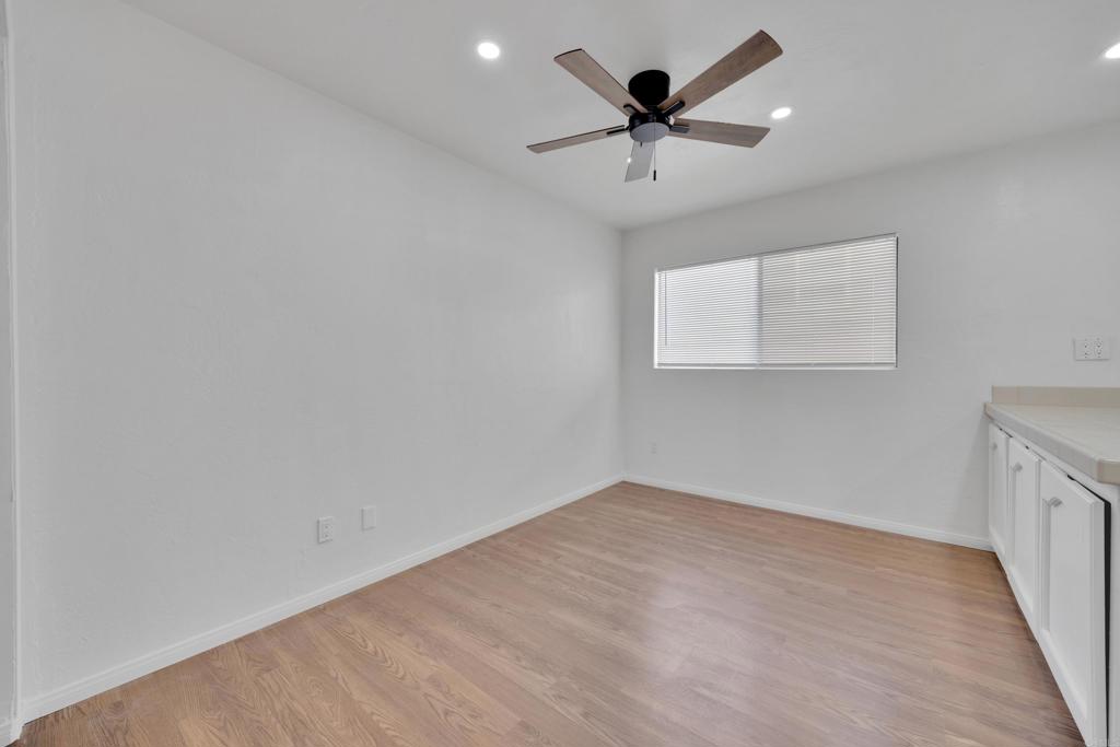 Spring Valley, California, 91977, United States, 6 Bedrooms Bedrooms, ,4 BathroomsBathrooms,Residential,For Sale,1996017