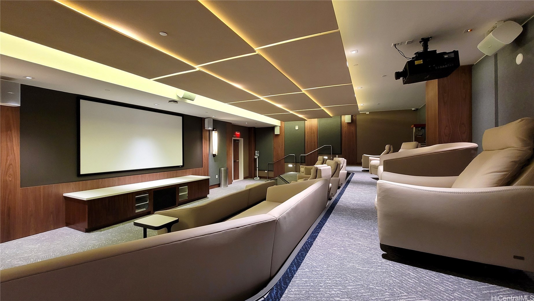 Honolulu, Hawaii, 96814, United States, 2 Bedrooms Bedrooms, ,2 BathroomsBathrooms,Residential,For Sale,2003366