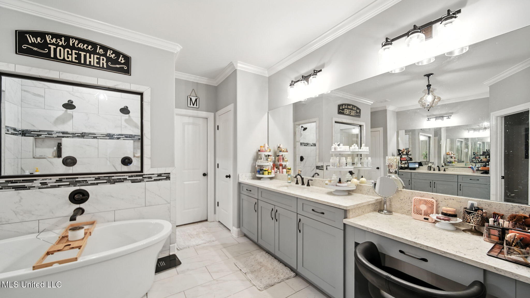 Hernando, Mississippi, 38632, United States, 4 Bedrooms Bedrooms, ,3 BathroomsBathrooms,Residential,For Sale,1978429