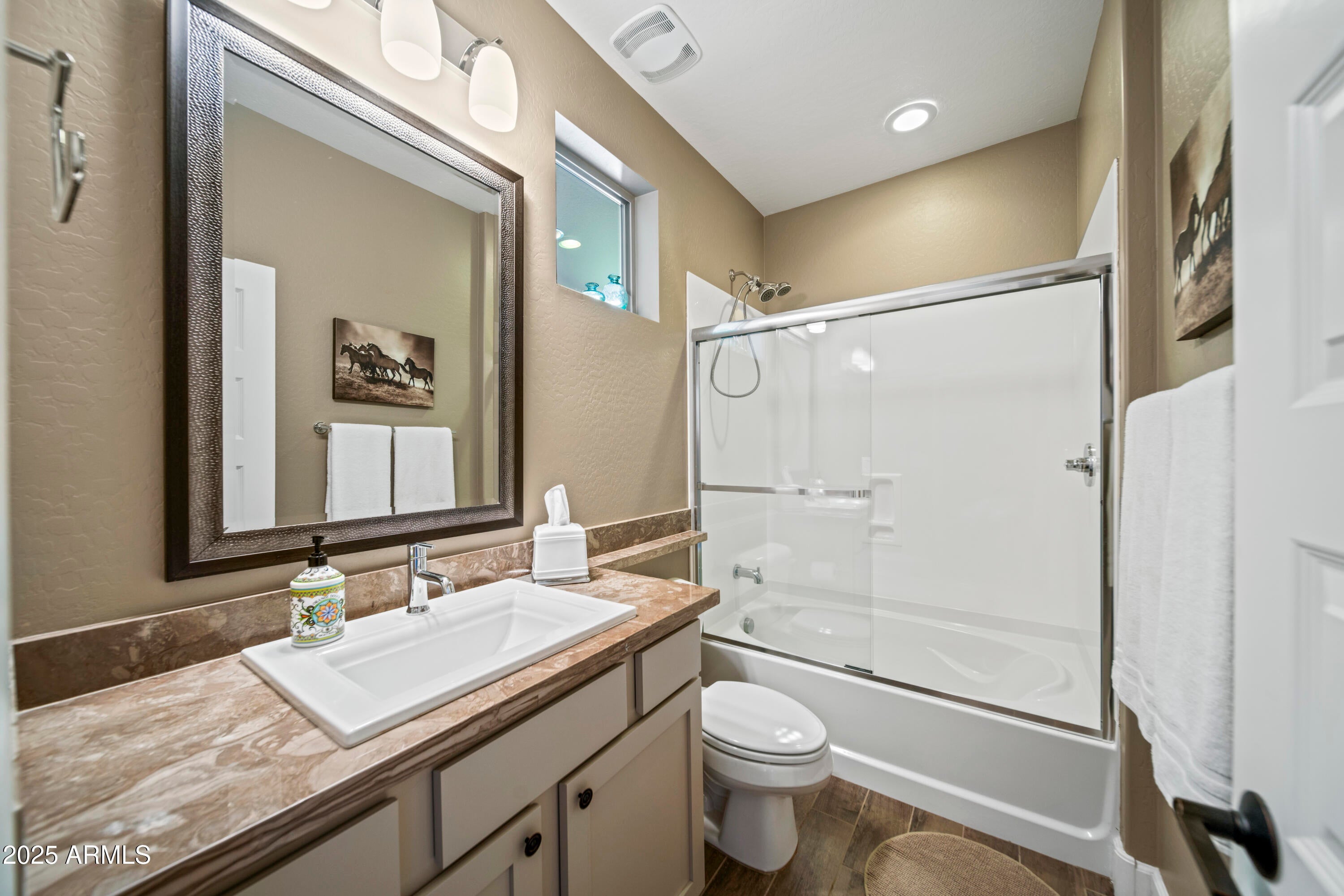 Wickenburg, Arizona, 85390, United States, 2 Bedrooms Bedrooms, ,2 BathroomsBathrooms,Residential,For Sale,1929146