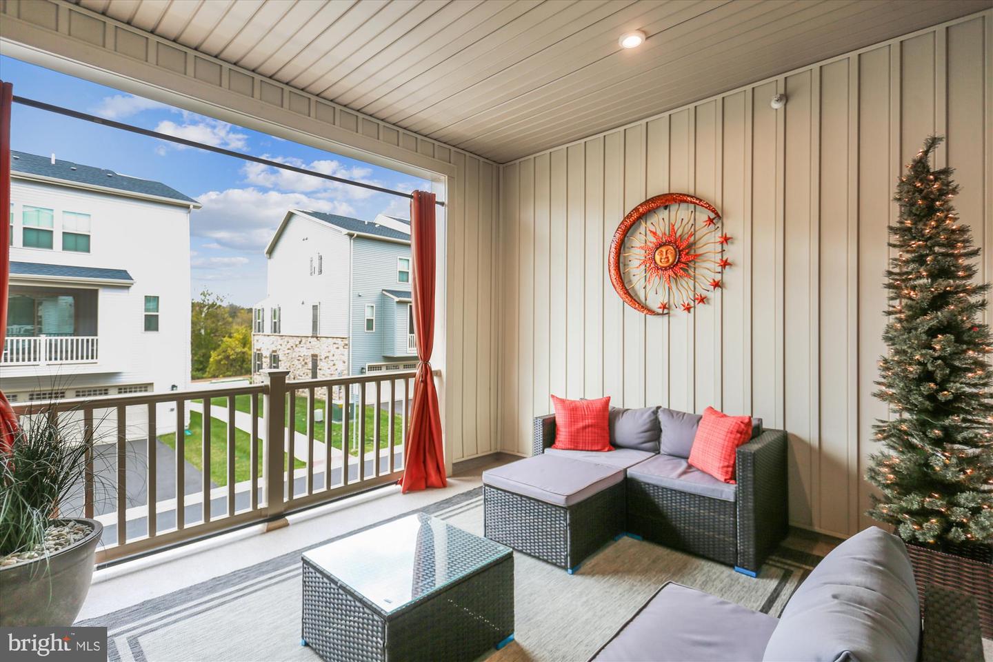 Frederick, Maryland, 21703, United States, 3 Bedrooms Bedrooms, ,3 BathroomsBathrooms,Residential,For Sale,1973217