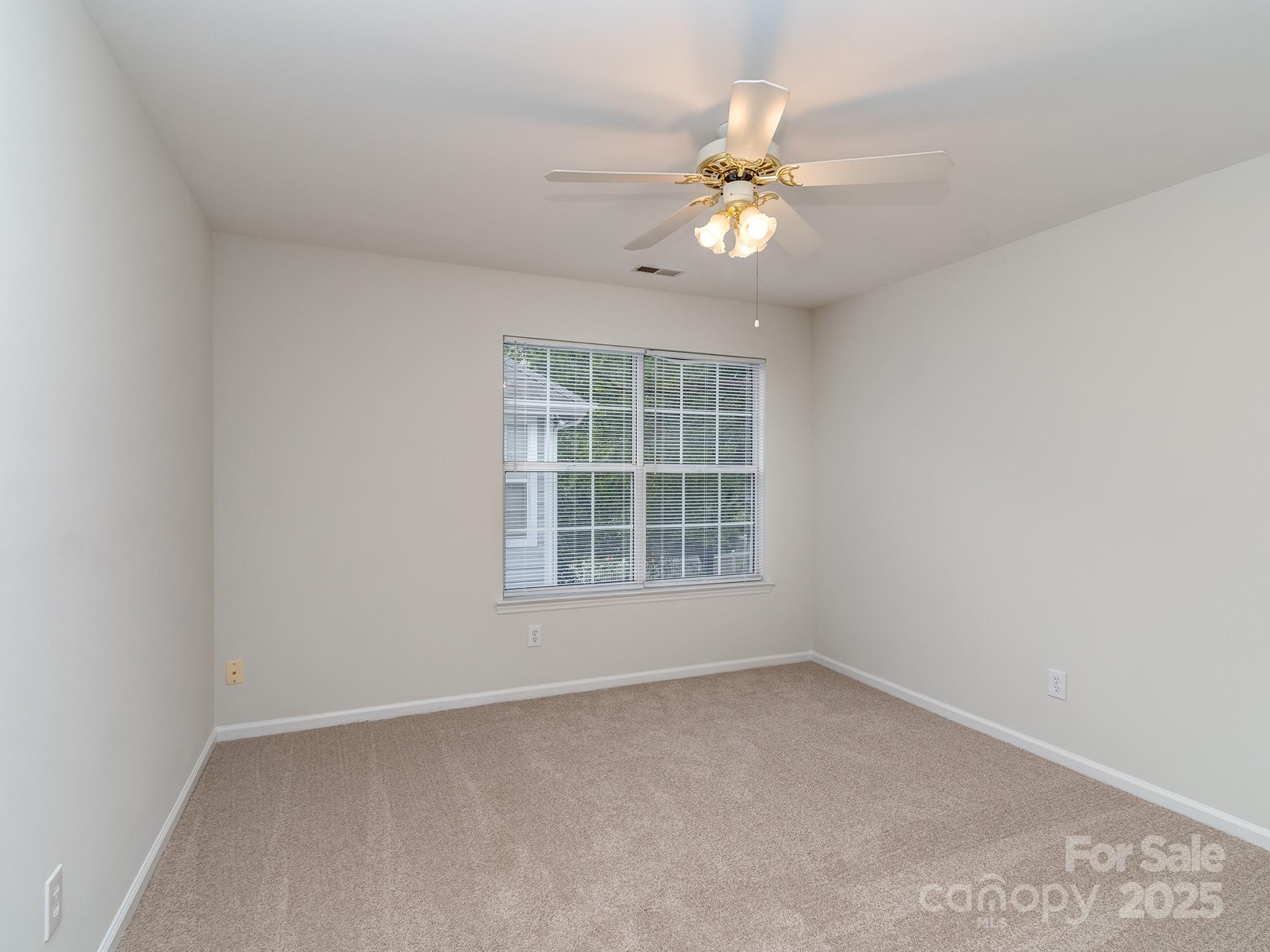 Charlotte, North Carolina, 28270, United States, 4 Bedrooms Bedrooms, ,3 BathroomsBathrooms,Residential,For Sale,1913389