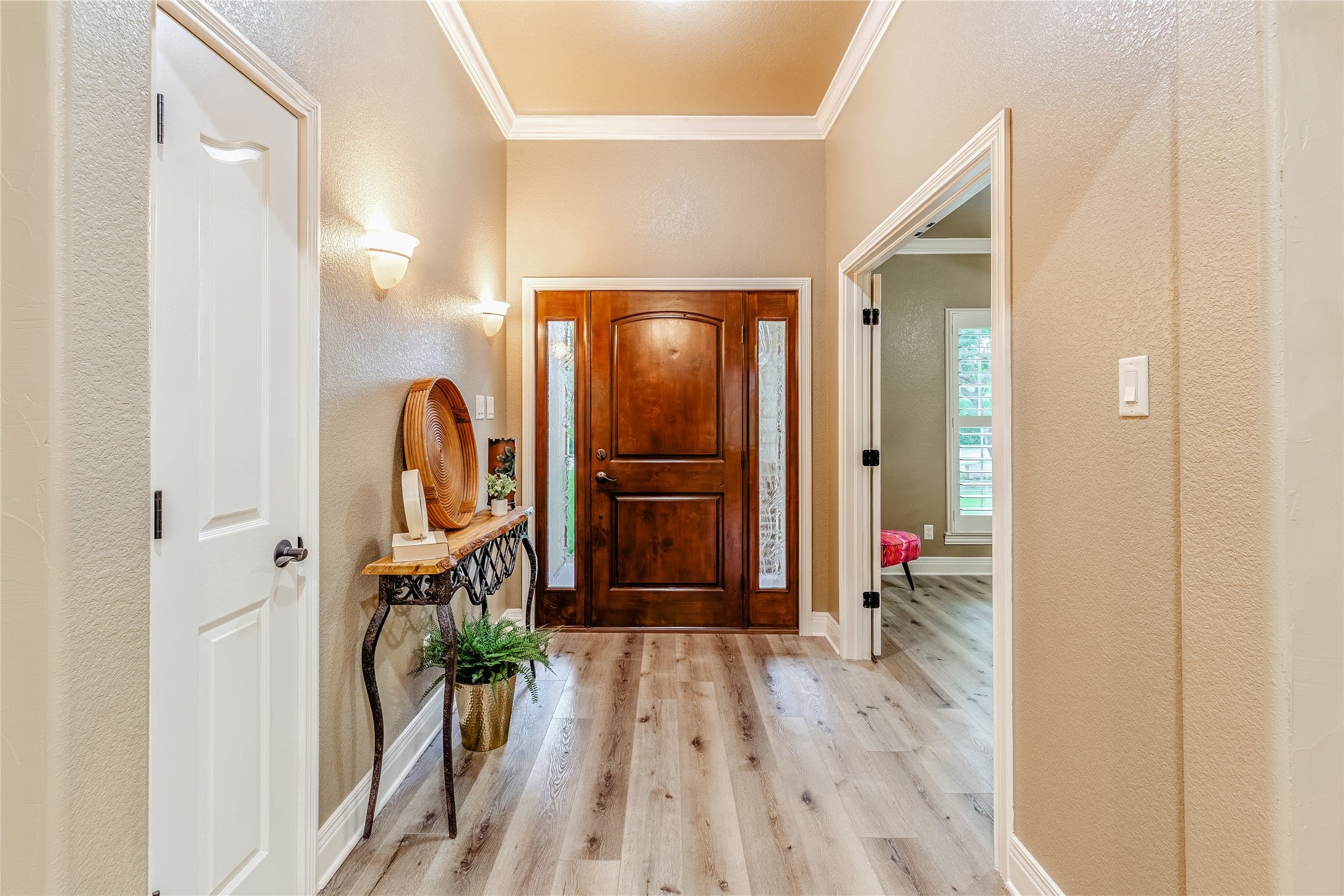 Lakeside, Texas, 76135, United States, 3 Bedrooms Bedrooms, ,3 BathroomsBathrooms,Residential,For Sale,2047956
