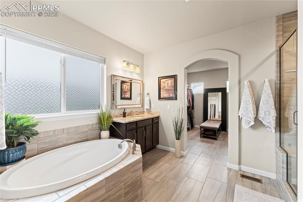 Colorado Springs, Colorado, 80924, United States, 4 Bedrooms Bedrooms, ,4 BathroomsBathrooms,Residential,For Sale,1827466