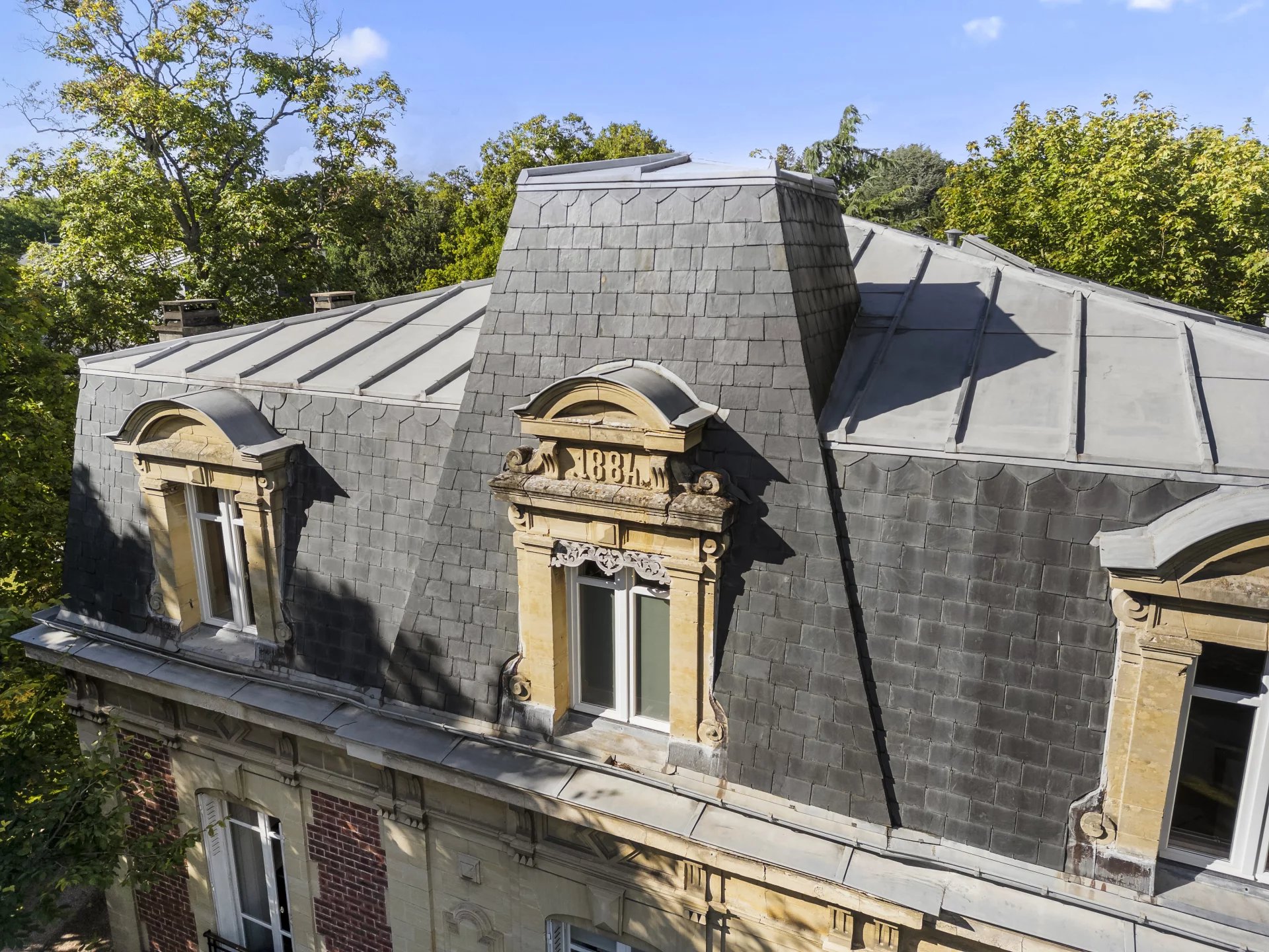 Le Vésinet, Île-de-France, 78110, FR, 6 Bedrooms Bedrooms, ,5 BathroomsBathrooms,Residential,For Sale,1994768