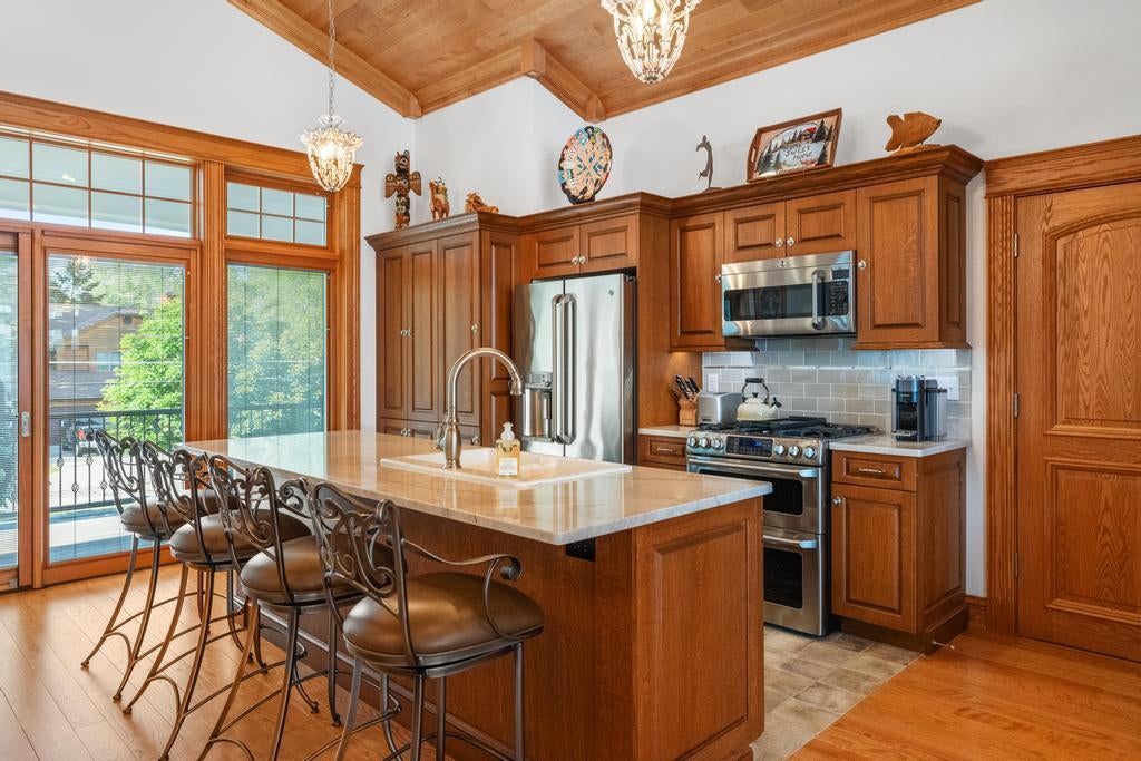 Boyne City, Michigan, 49712, United States, 5 Bedrooms Bedrooms, ,6 BathroomsBathrooms,Residential,For Sale,1890151