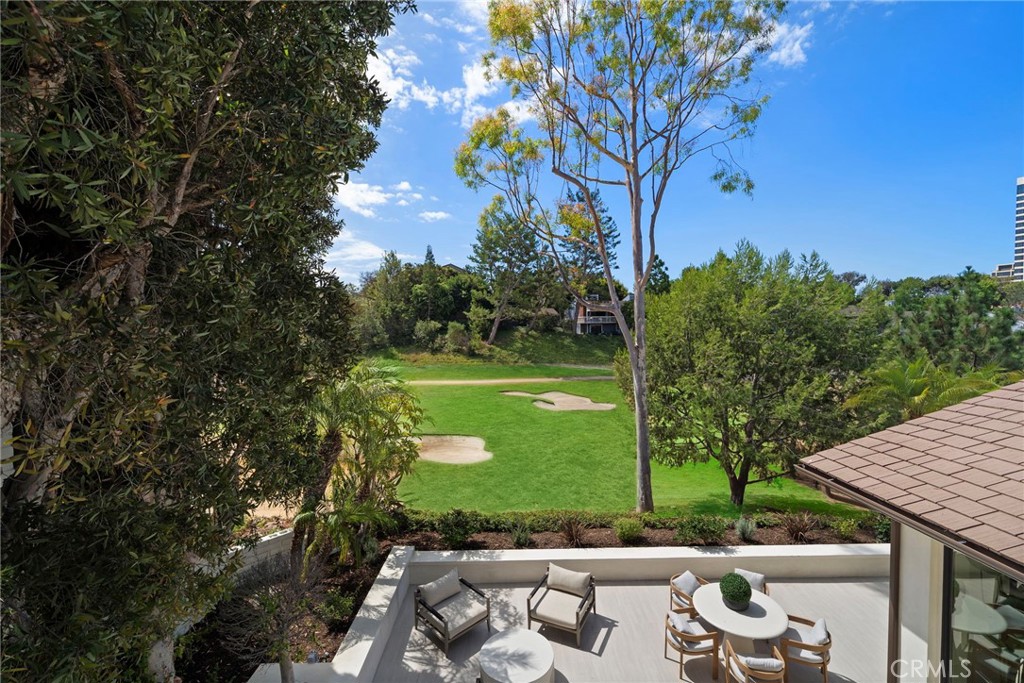 Newport Beach, California, 92660, United States, 4 Bedrooms Bedrooms, ,5 BathroomsBathrooms,Residential,For Sale,1942289