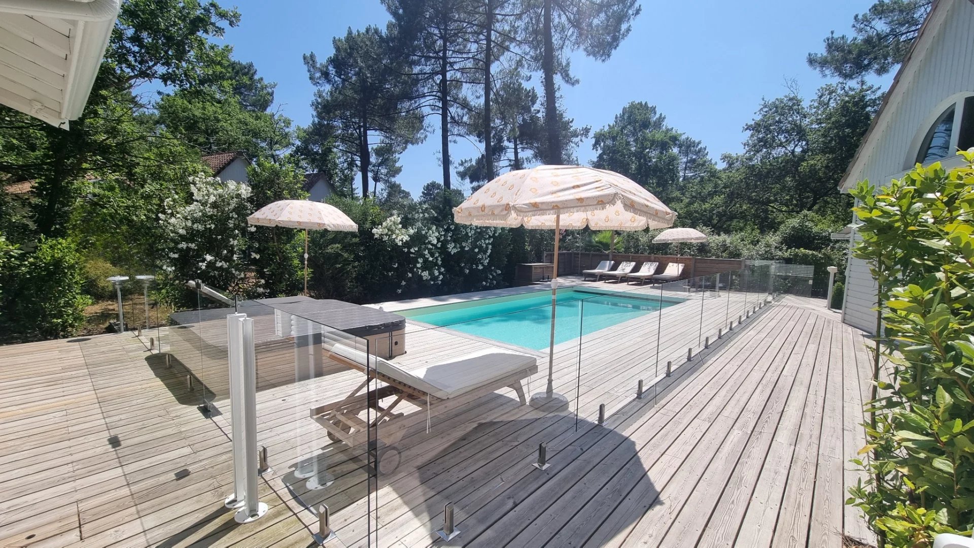 Biscarrosse, New Aquitaine, 40600, FR, 5 Bedrooms Bedrooms, ,8 BathroomsBathrooms,Residential,For Sale,1668952