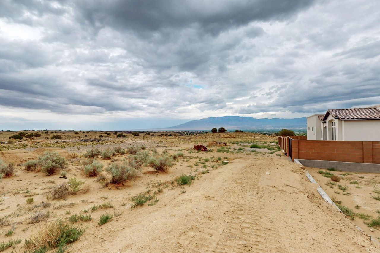 Albuquerque, New Mexico, 87120, United States, 3 Bedrooms Bedrooms, ,3 BathroomsBathrooms,Residential,For Sale,1876398