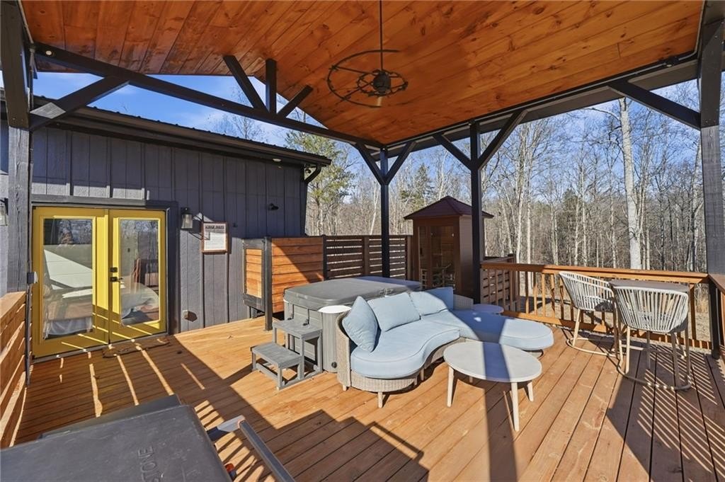 Talking Rock, Georgia, 30175, United States, 1 Bedroom Bedrooms, ,1 BathroomBathrooms,Residential,For Sale,2005739