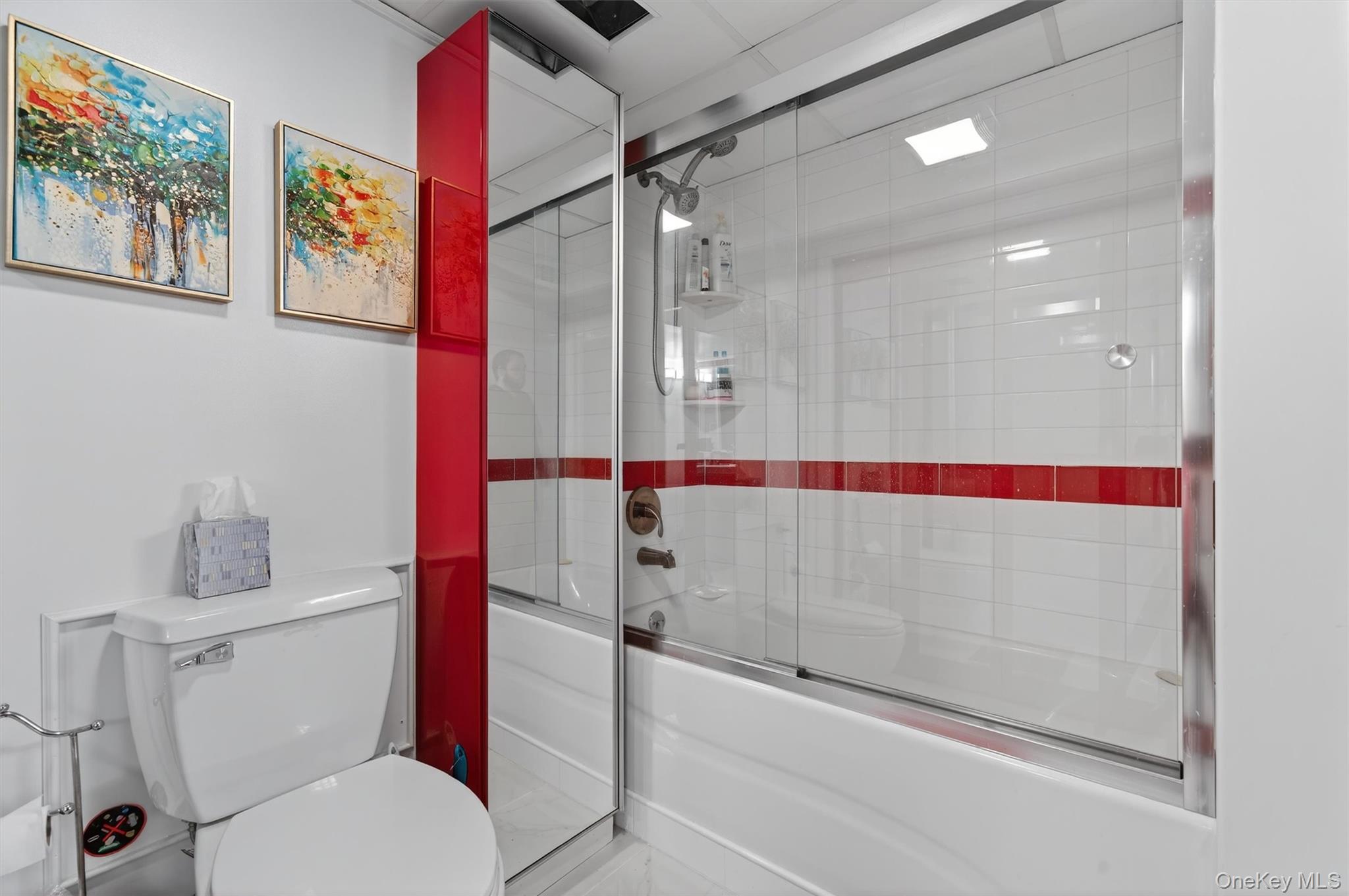 New City, New York, 10956, United States, 4 Bedrooms Bedrooms, ,3 BathroomsBathrooms,Residential,For Sale,2049142