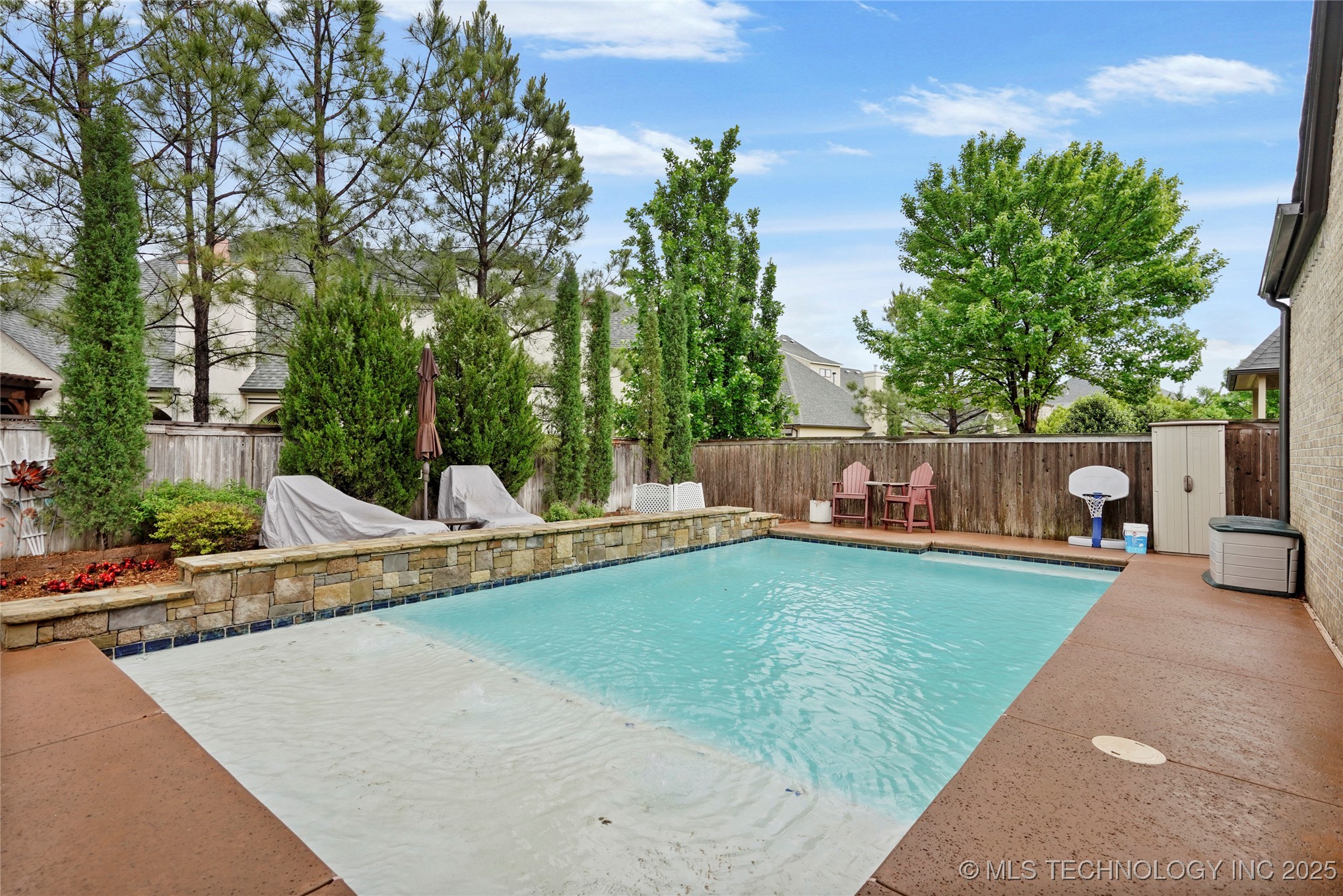 Broken Arrow, Oklahoma, 74011, United States, 5 Bedrooms Bedrooms, ,5 BathroomsBathrooms,Residential,For Sale,1793326