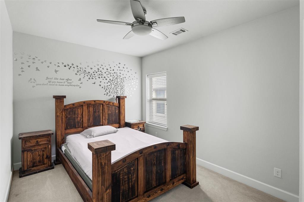 Arlington, Texas, 76005, United States, 4 Bedrooms Bedrooms, ,4 BathroomsBathrooms,Residential,For Sale,1890856