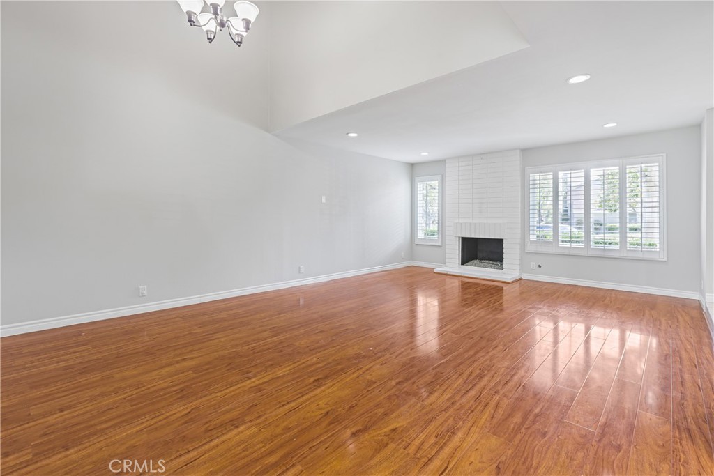 Irvine, California, 92604, United States, 3 Bedrooms Bedrooms, ,2 BathroomsBathrooms,Residential,For Sale,1903737