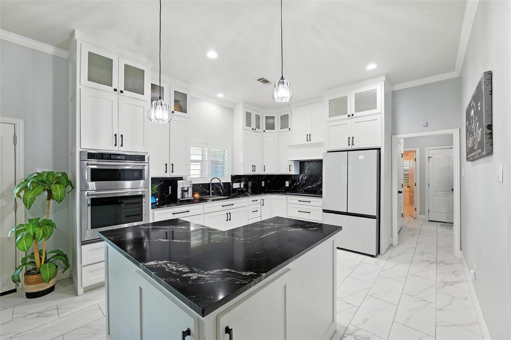 Cedar Hill, Texas, 75104, United States, 5 Bedrooms Bedrooms, ,3 BathroomsBathrooms,Residential,For Sale,1860572