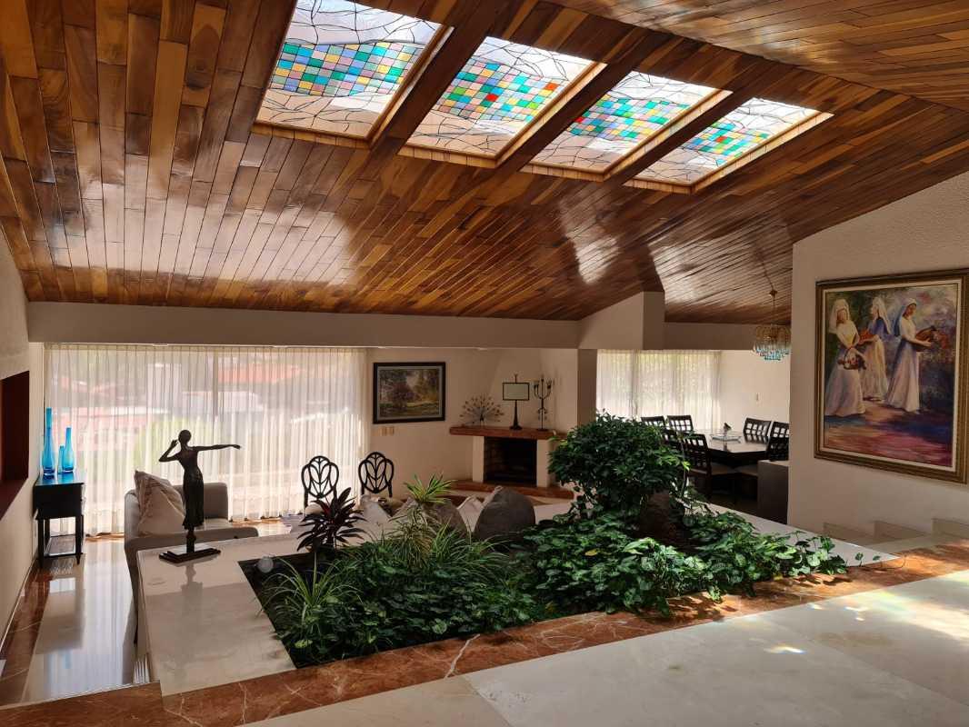 Tanforan, Naucalpan de Juárez, Estado de México, 53900, Mexico, 4 Bedrooms Bedrooms, ,4 BathroomsBathrooms,Residential,For Sale,Tanforan,1459489