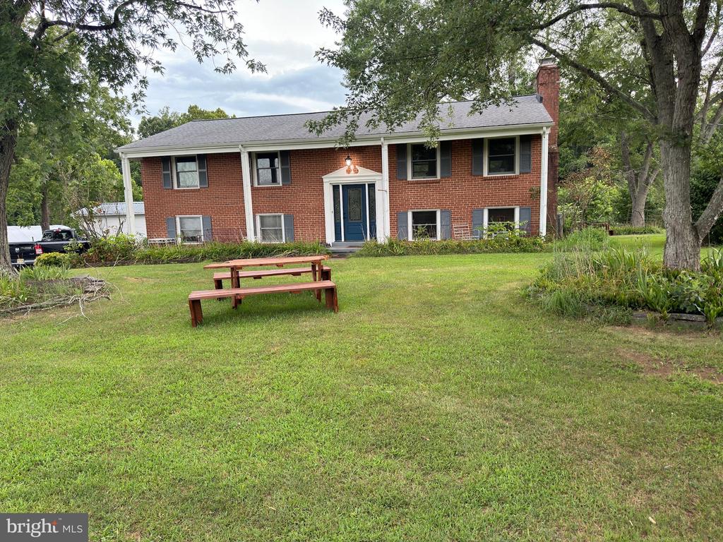 Stafford, Virginia, 22556, United States, 4 Bedrooms Bedrooms, ,3 BathroomsBathrooms,Residential,For Sale,2005253