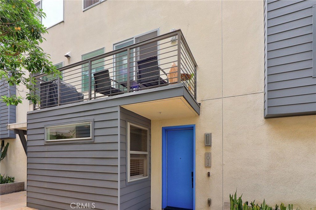 Montebello, California, 90640, United States, 3 Bedrooms Bedrooms, ,2 BathroomsBathrooms,Residential,For Sale,2043024