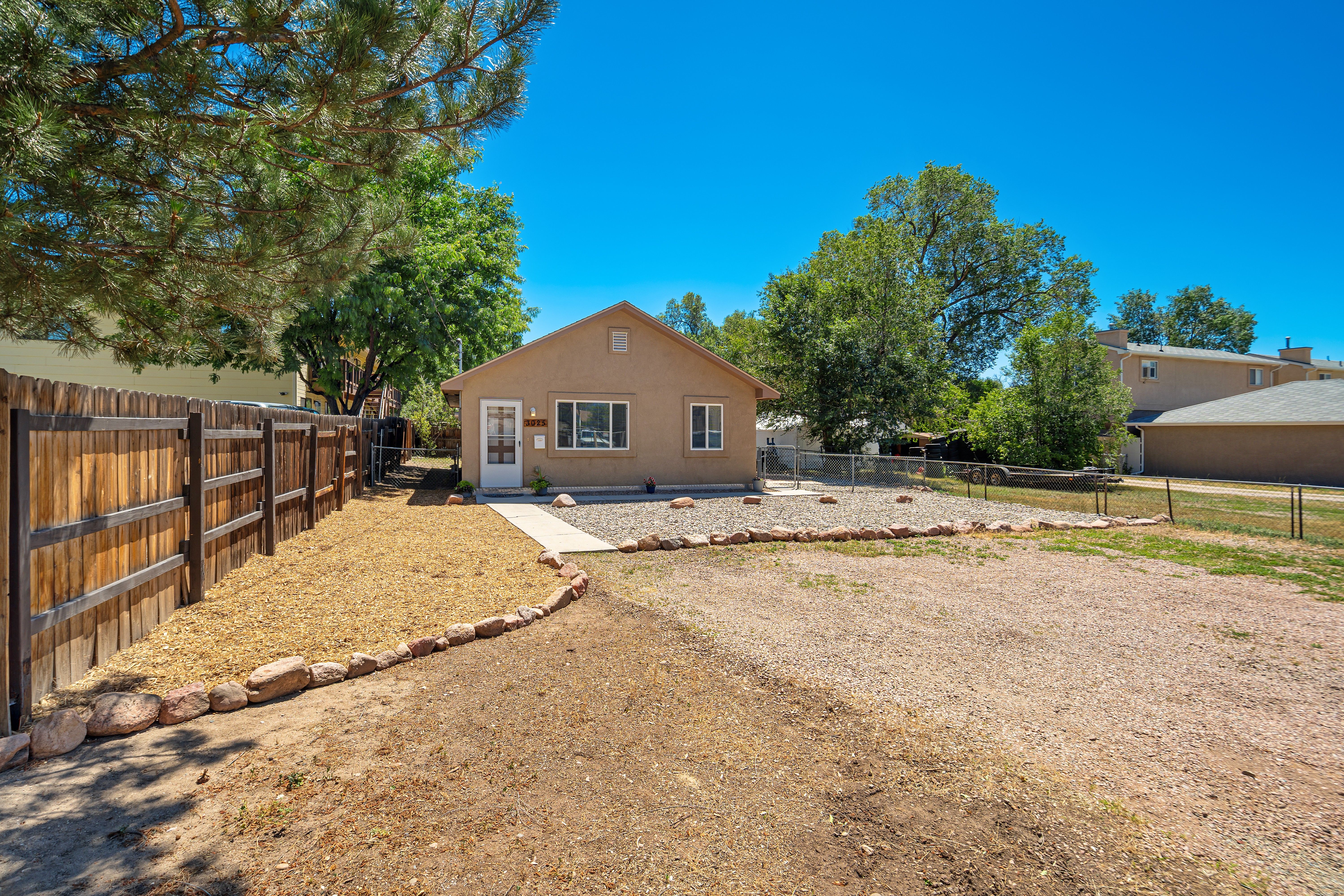  3025 Grandview Street, Colorado Springs, CO, 80907 - 物件實景