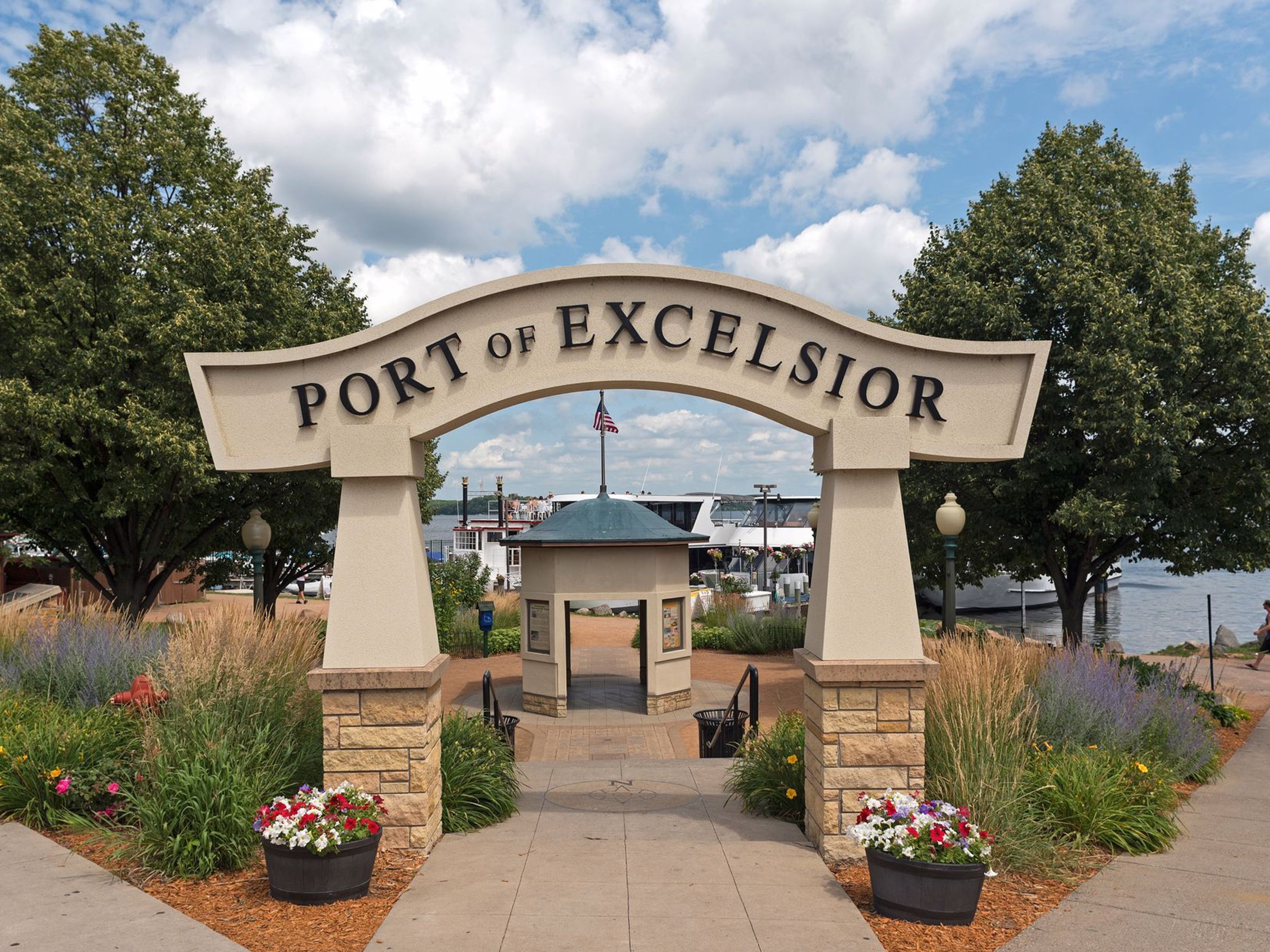  Prime Lake Minnetonka Shoreline Opportunity - 物件實景
