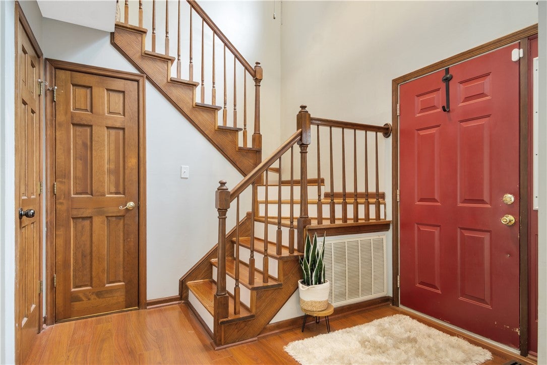 Williamsburg, Virginia, 23185, United States, 4 Bedrooms Bedrooms, ,3 BathroomsBathrooms,Residential,For Sale,1901513