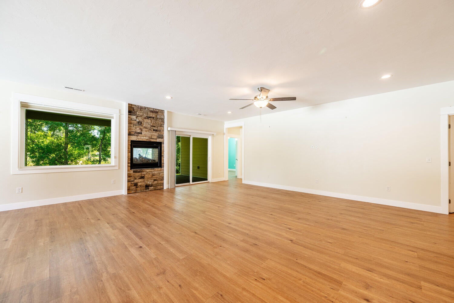 Sheridan, Wyoming, 82801, United States, 4 Bedrooms Bedrooms, ,3 BathroomsBathrooms,Residential,For Sale,1978363